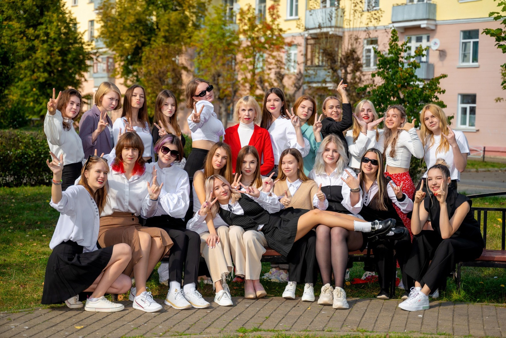 Выпускные альбомы в городе Саров