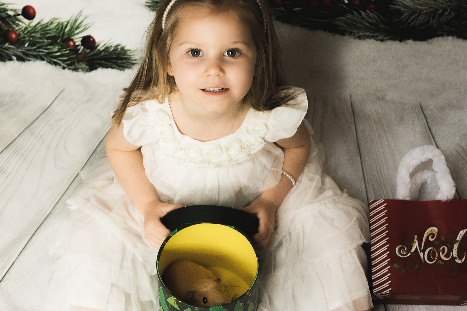 Animal love. Family, Children and Business photographer in Belgium