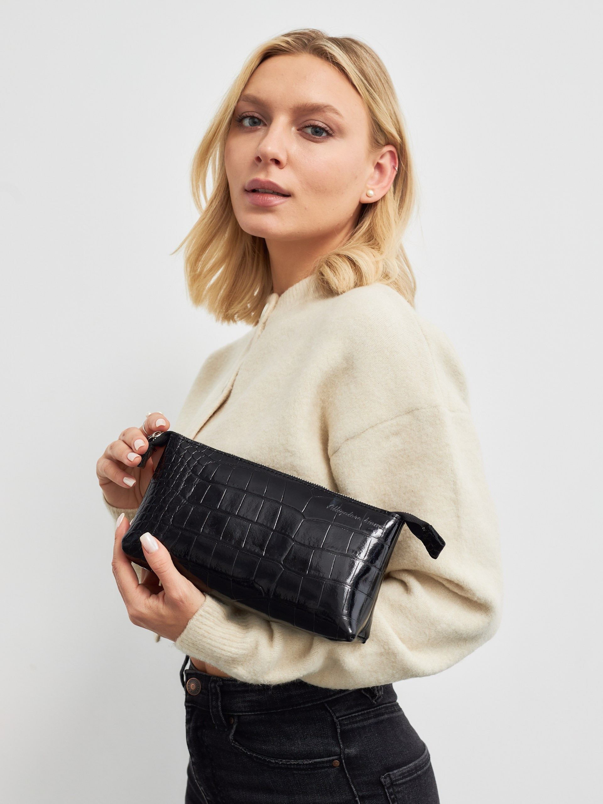 Модель 4К04. Бренд Alligatore Biaco — это изящные изделия из натуральной кожи