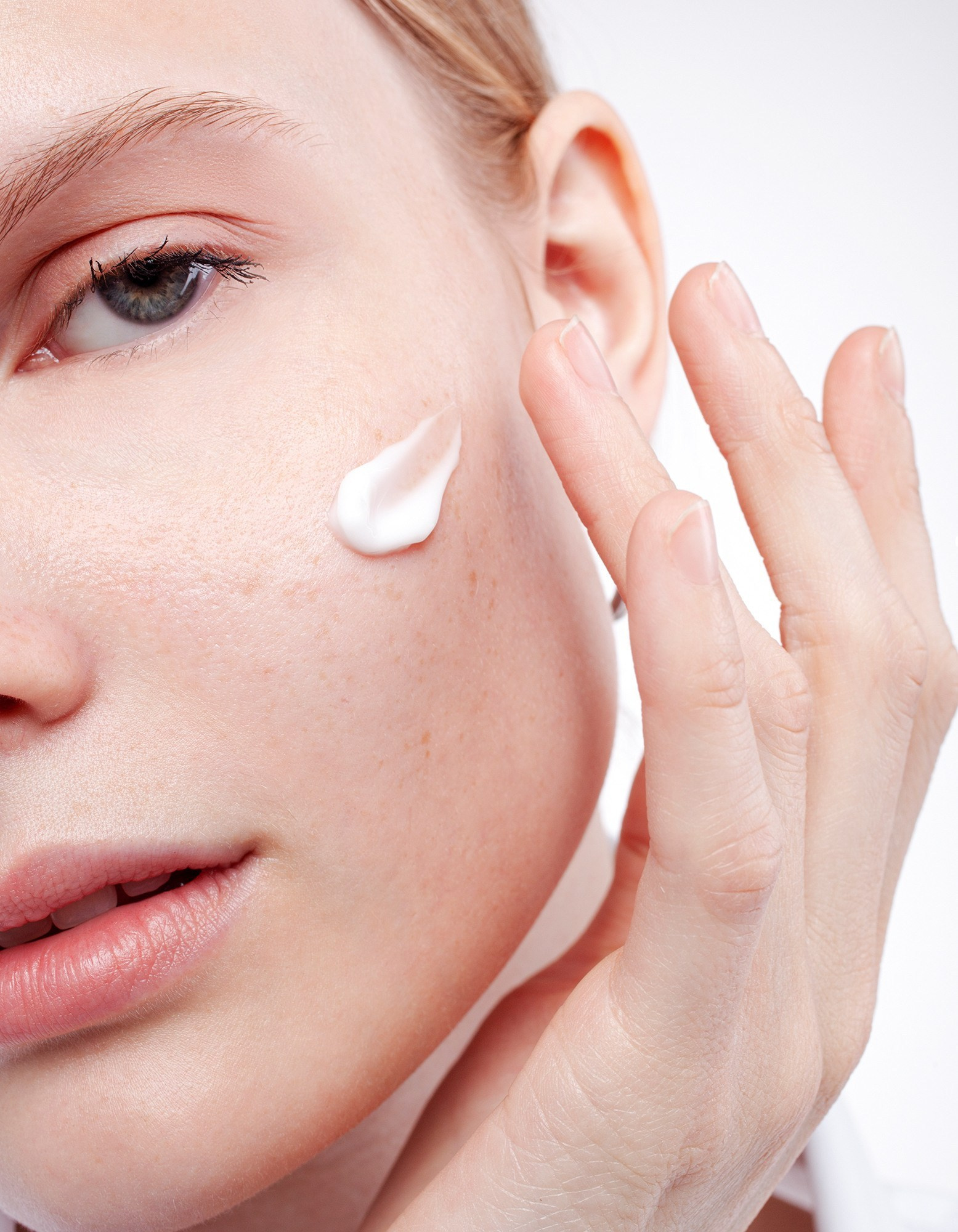 Юлия Василенко, Предметный фотограф Барнаул, бьюти съемка ,съемка крема, косметика, фото для бренда в Барнауле, фото для маркетплейсов, съёмка для упаковки, фото упаковка, прайс на предметную фотосъемку, фотосъемка для производителя, предметная съемка