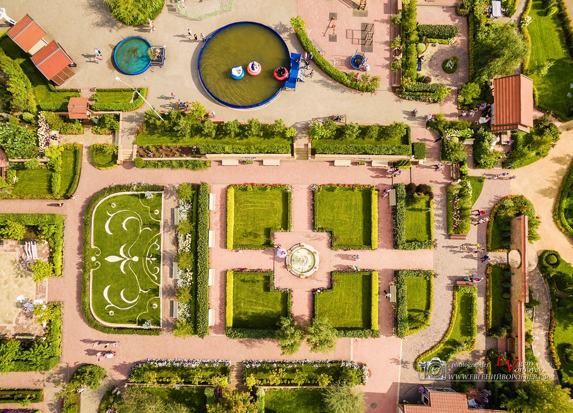 Цена стоимость описание фотосессий в Красноярске студийная свадебная семейная бизнес портрет индустриальная лавстори love story фотосъёмка