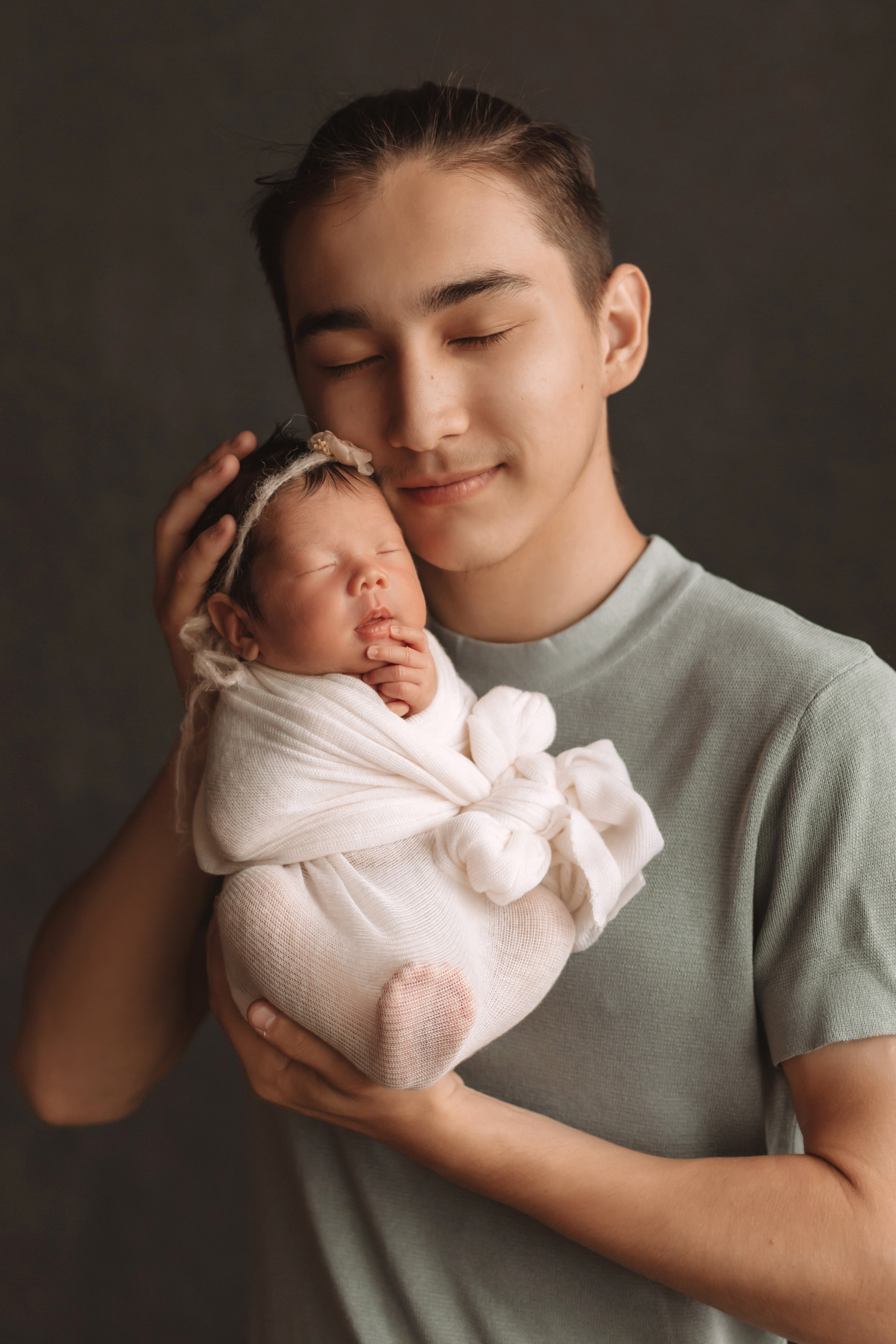 Ваш семейный фотограф в Алматы