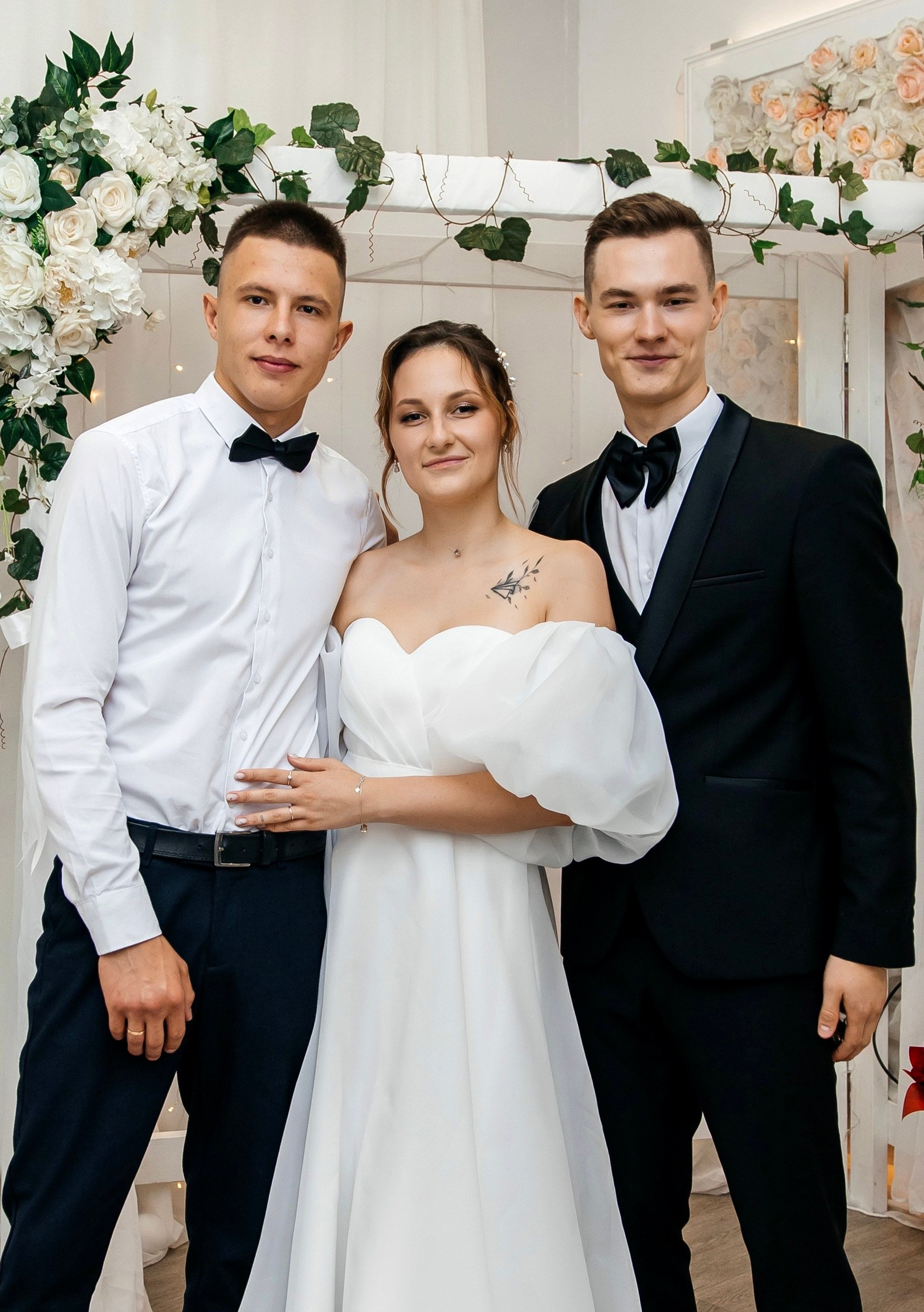 Ведущий Александр Савочкин