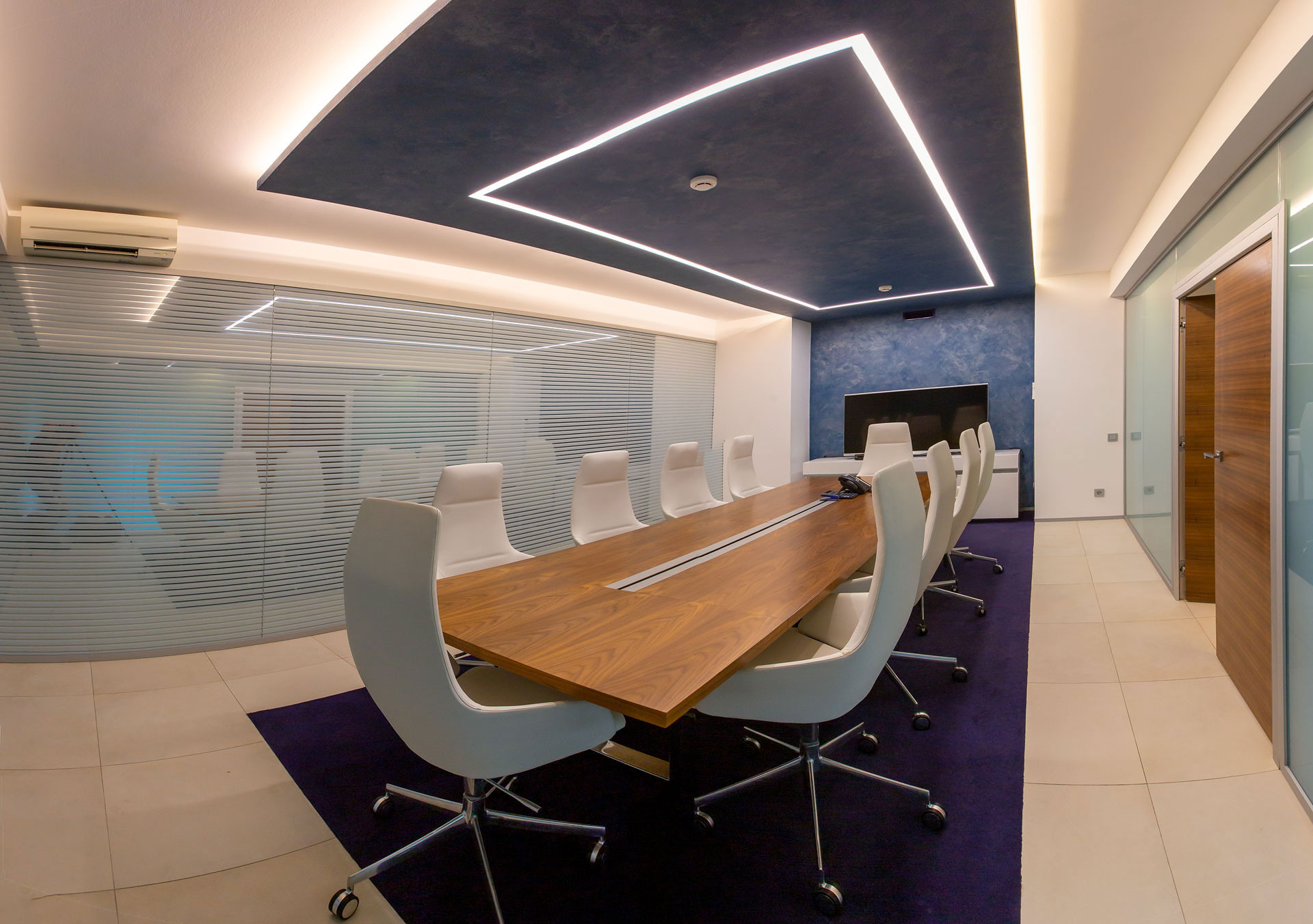 Орловская ул, 1, ОФИСНОЕ ПОМЕЩЕНИЕ. Коммерческая недвижимость в Санкт-Петербурге