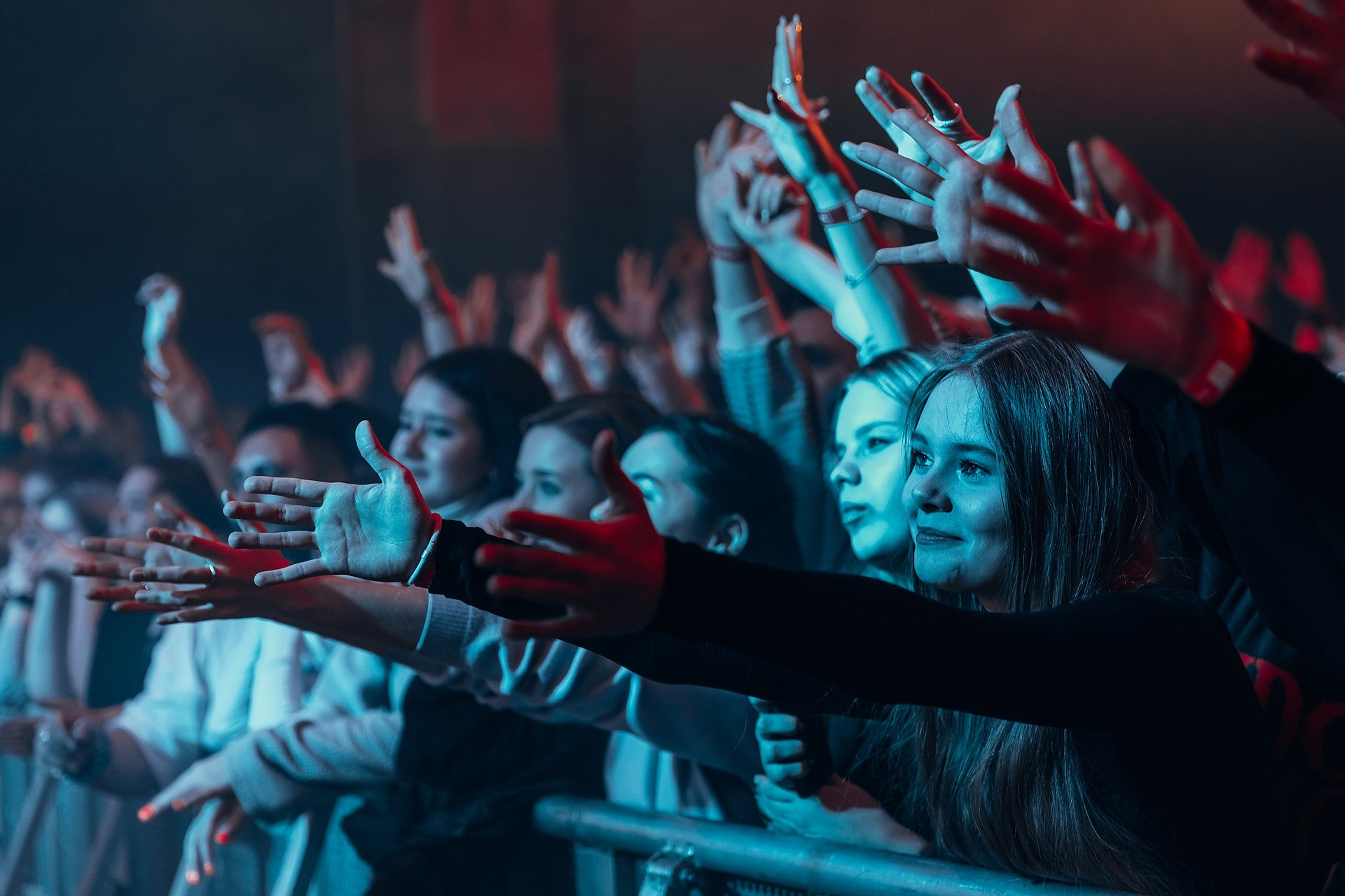 Портфолио фотографа в Санкт-Петербурге | Портреты, концерты, реклама, автоспорт, событийная и предметная съемка