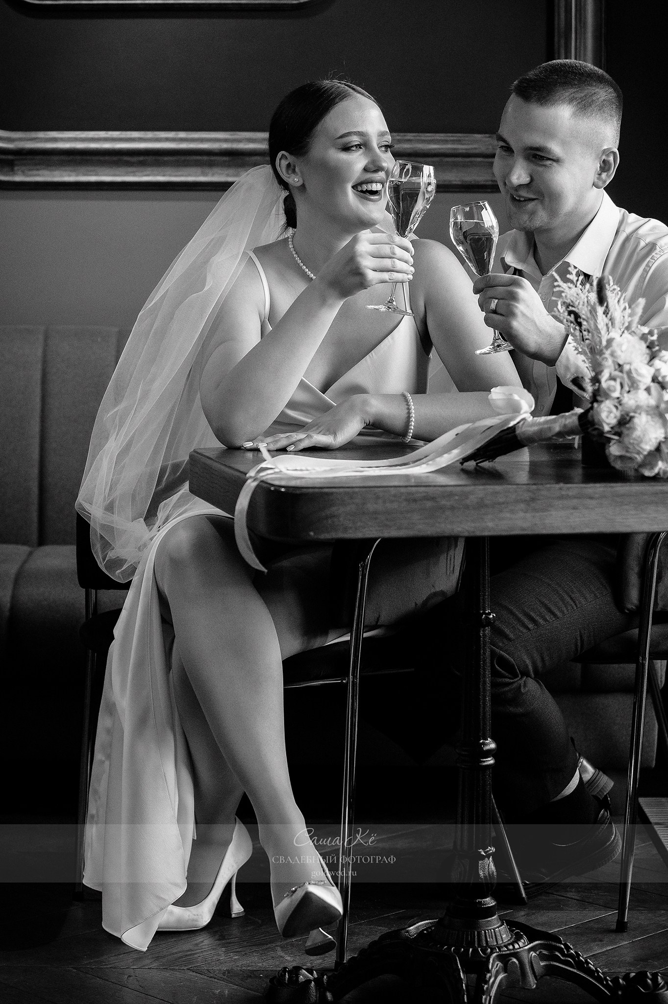 Идеальные фото для молодоженов: Новосибирск, эмоции и стиль. Свадебный и семейный, event фотограф, фоторепортаж в Новосибирске — Саша Кё