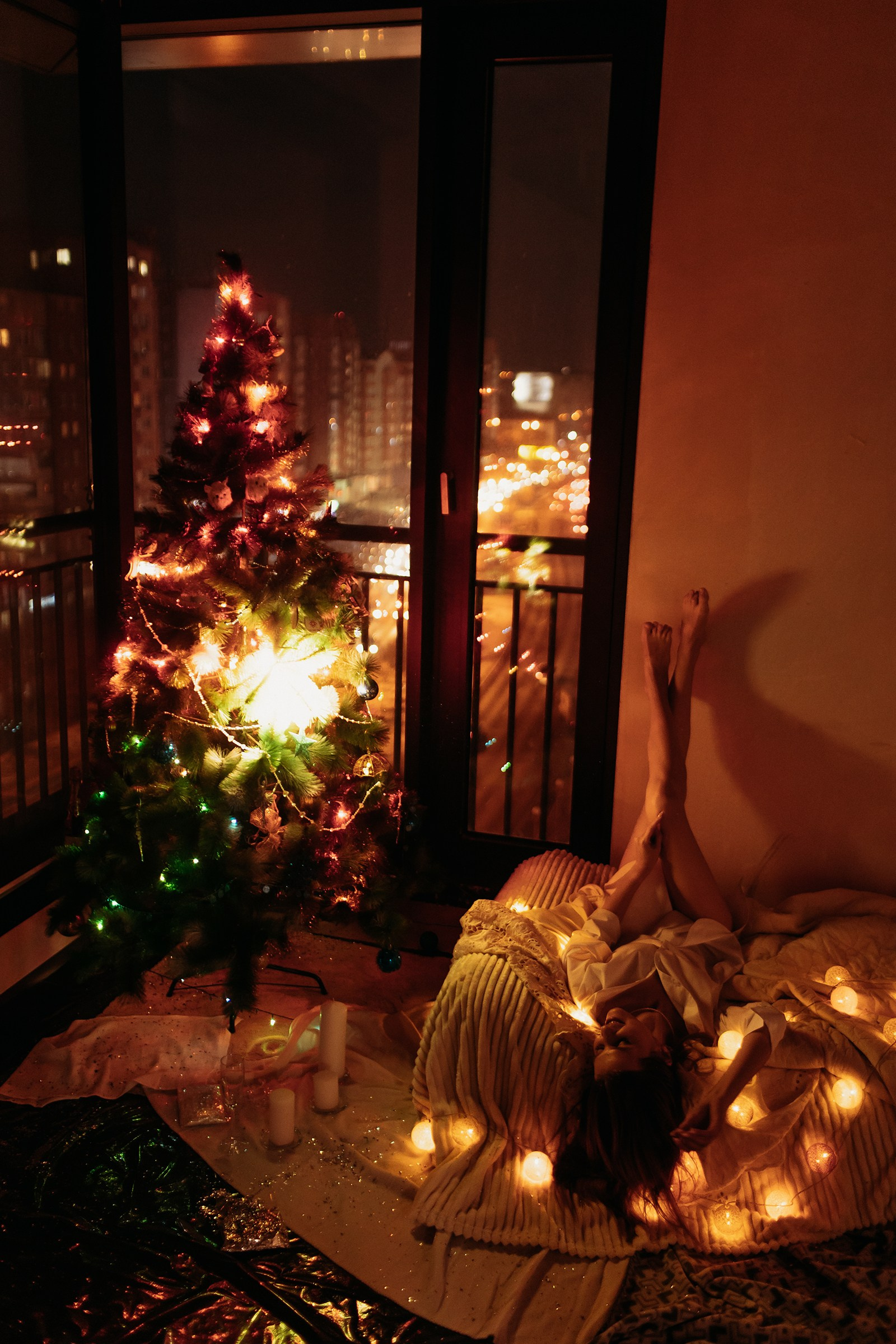 Ксюша в ремонте. Семейный фотограф Тюмень, фотограф на роды Салмина Мария