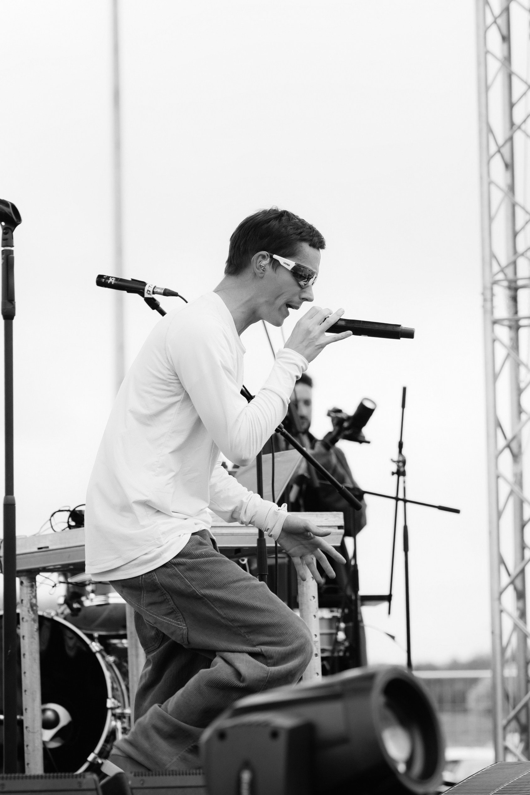 Dvor mega music festival