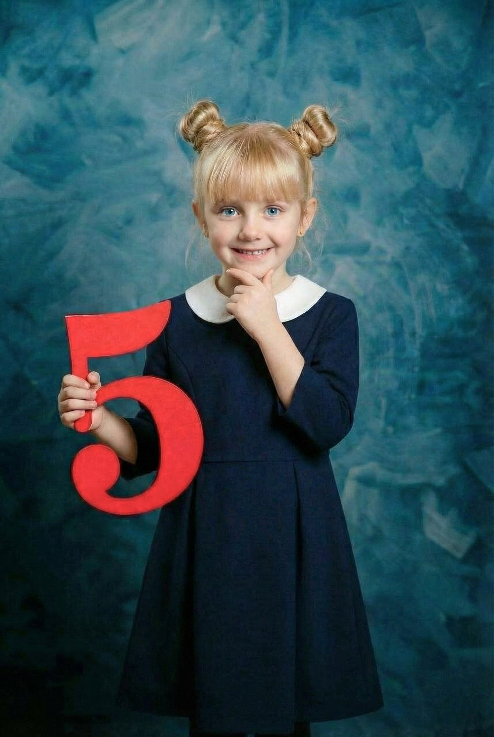 Выпускные альбомы с оживающими фотографиями. Фотограф и видеограф Москва. Свадебный фотограф, видеограф. Выпускные альбомы. Оживающие альбомы