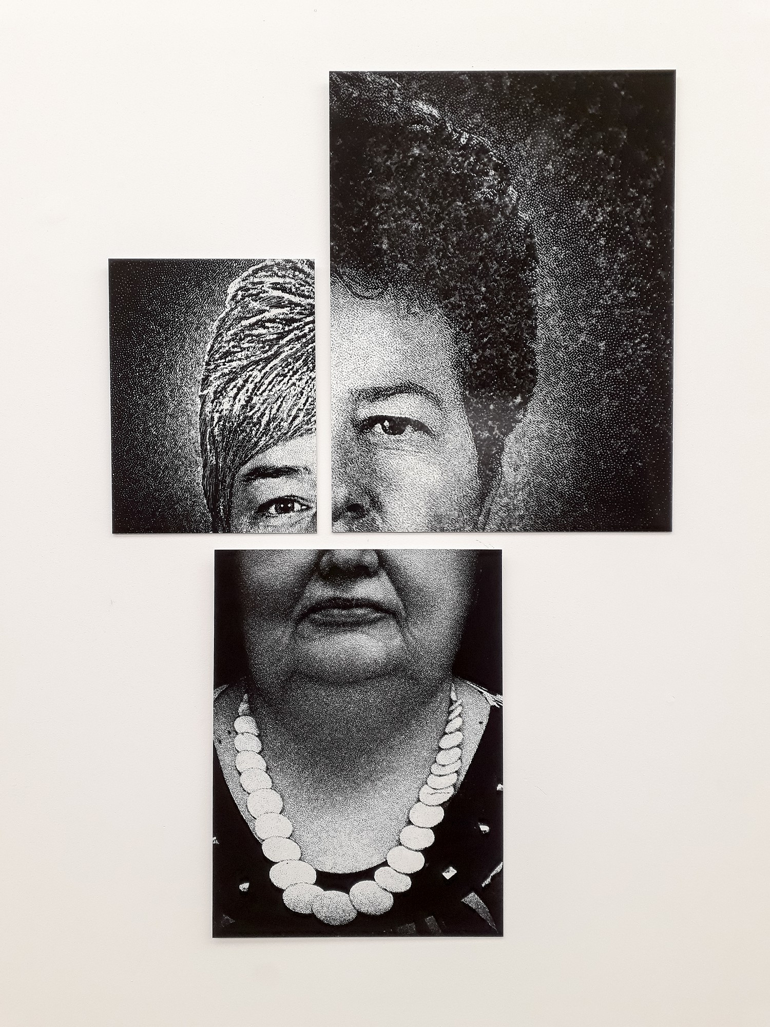 Installation views. Künstler Verstecktoff