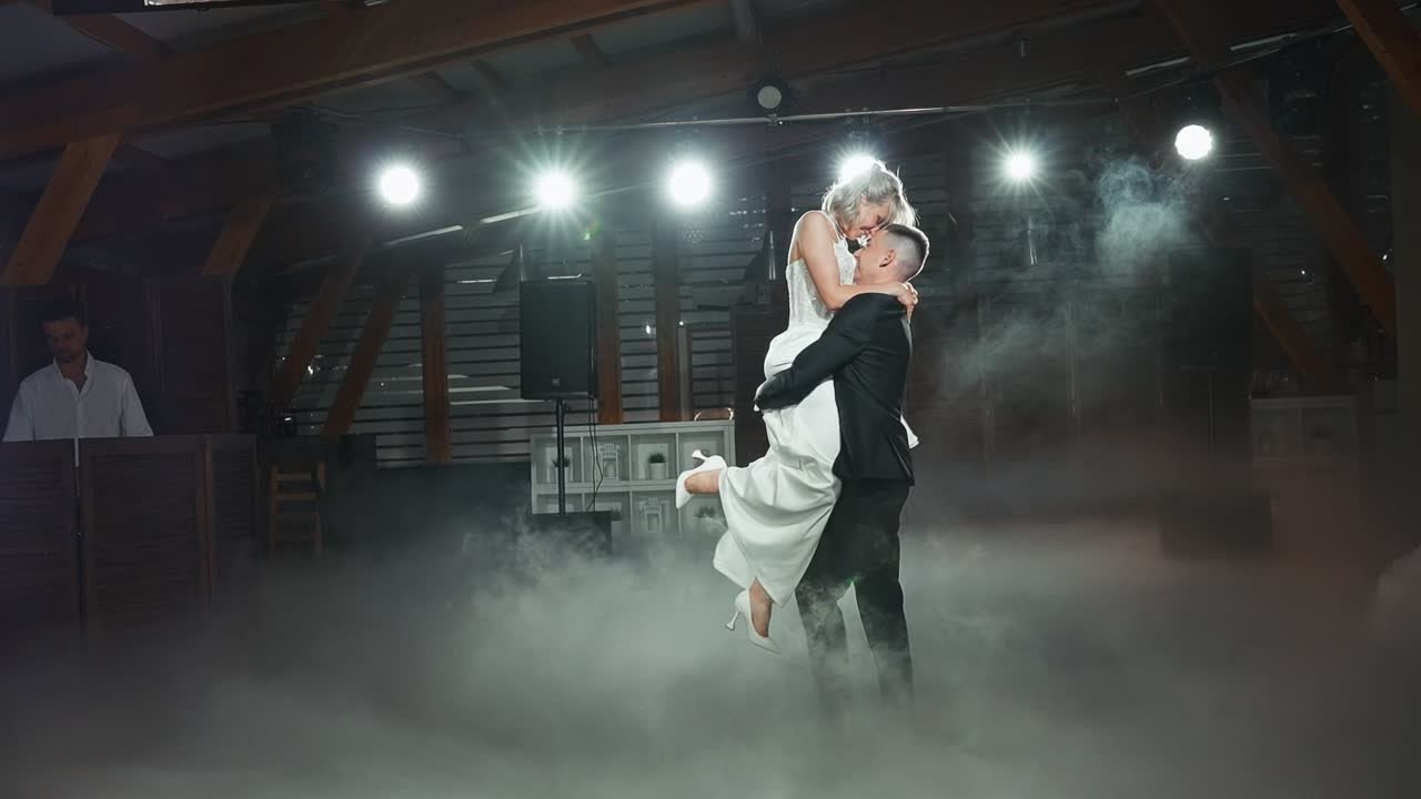 Видео на свадьбу в Москве