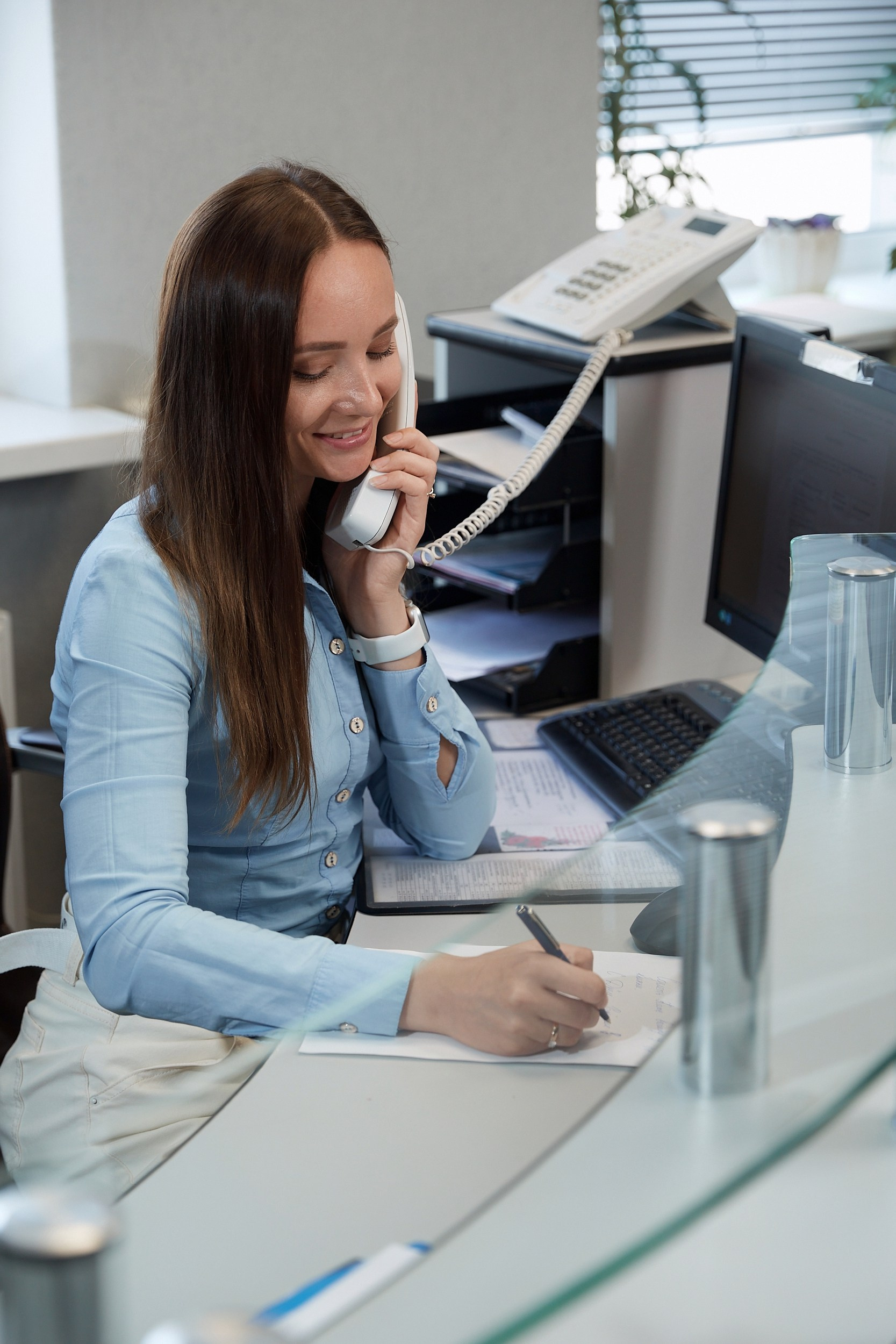 Сотрудники фирмы Mobil