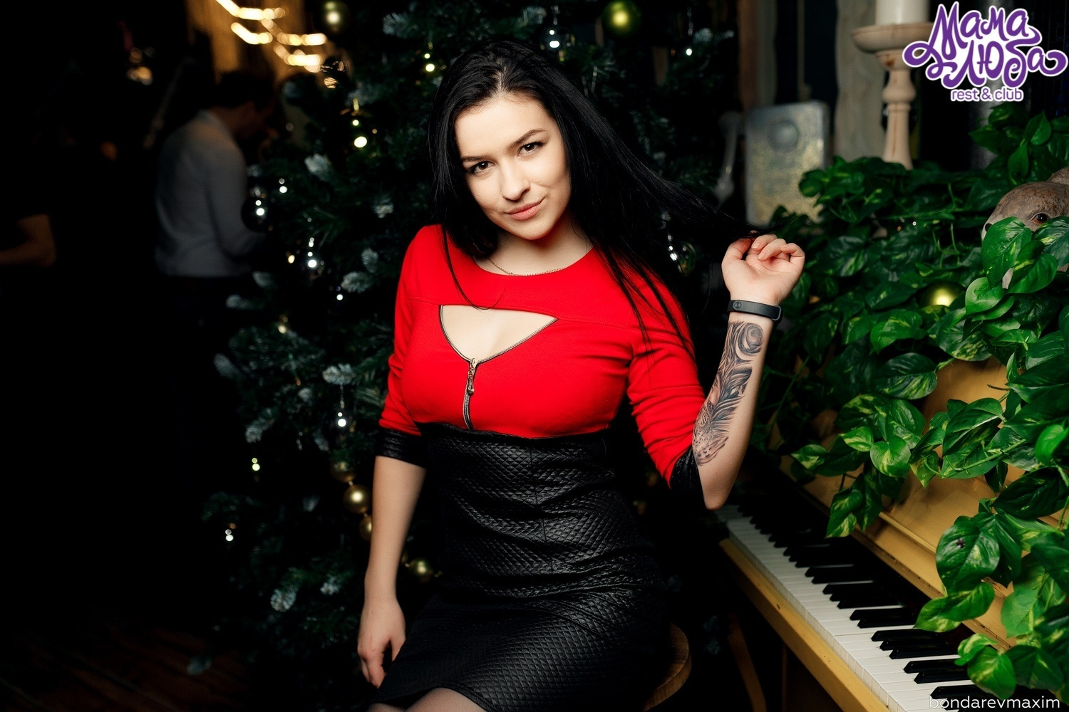 Мама Люба 03 января ___ «CRISTMAS RAVE». Максим Бондарев, коммерческий фотограф для бизнеса | Курск