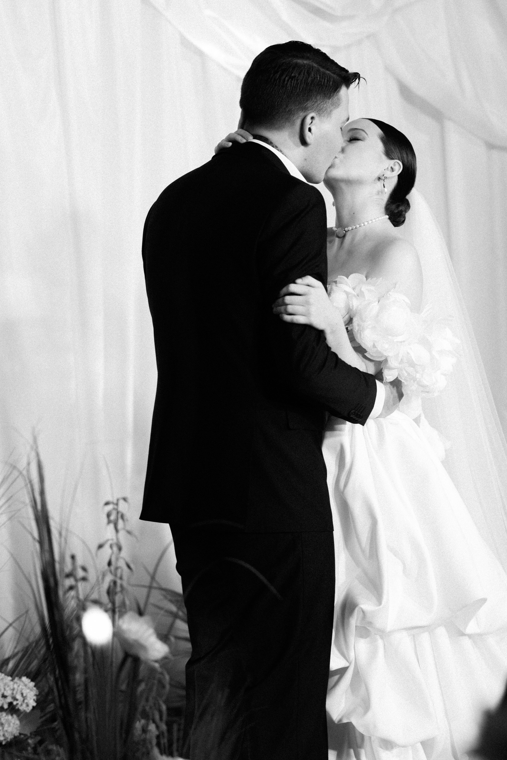 Анна & Артём. Yura Rush Свадебный фотограф Тюмень