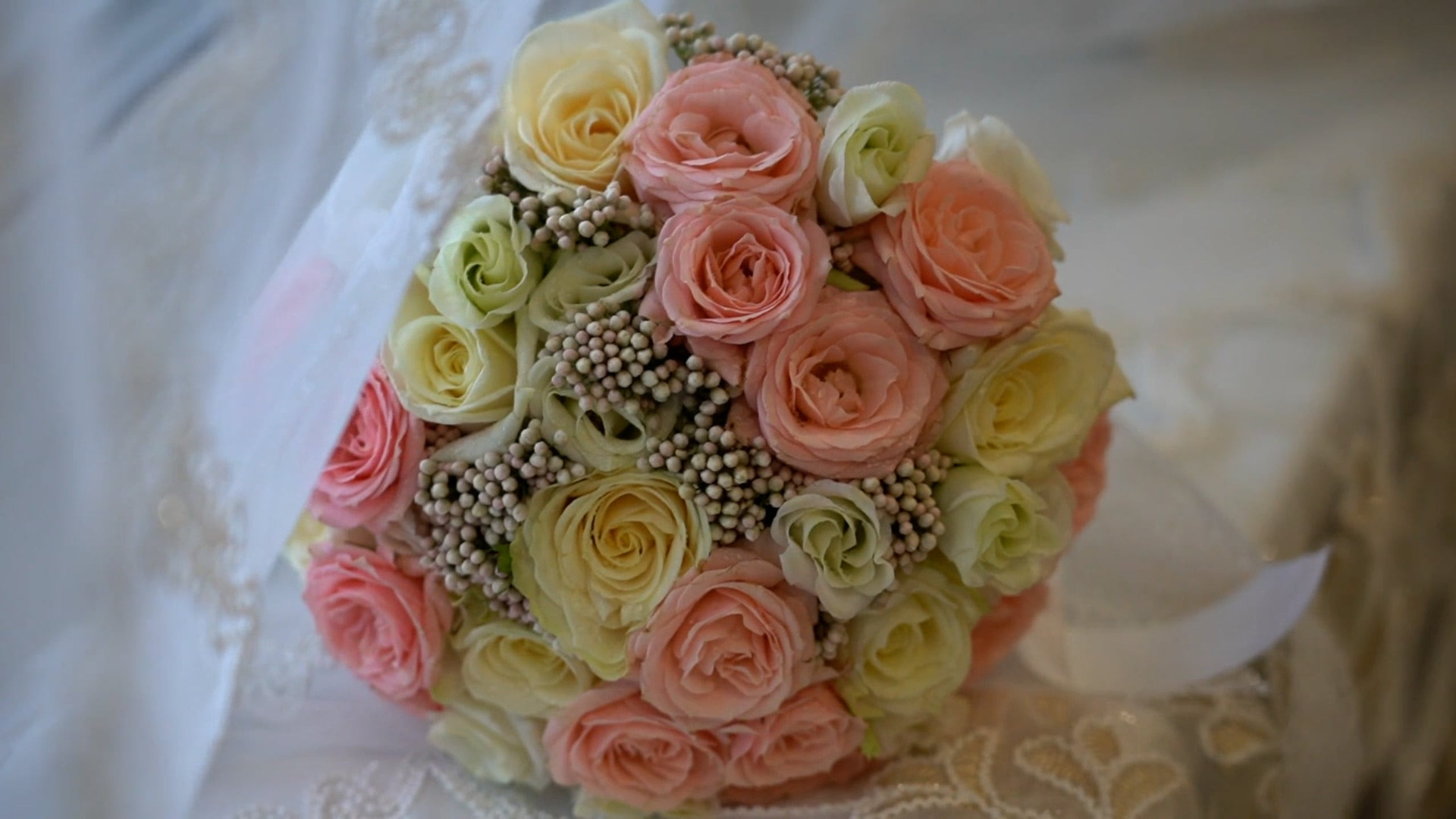 Свадебный фотограф Марина Суворова и видеооператор Олег Петров