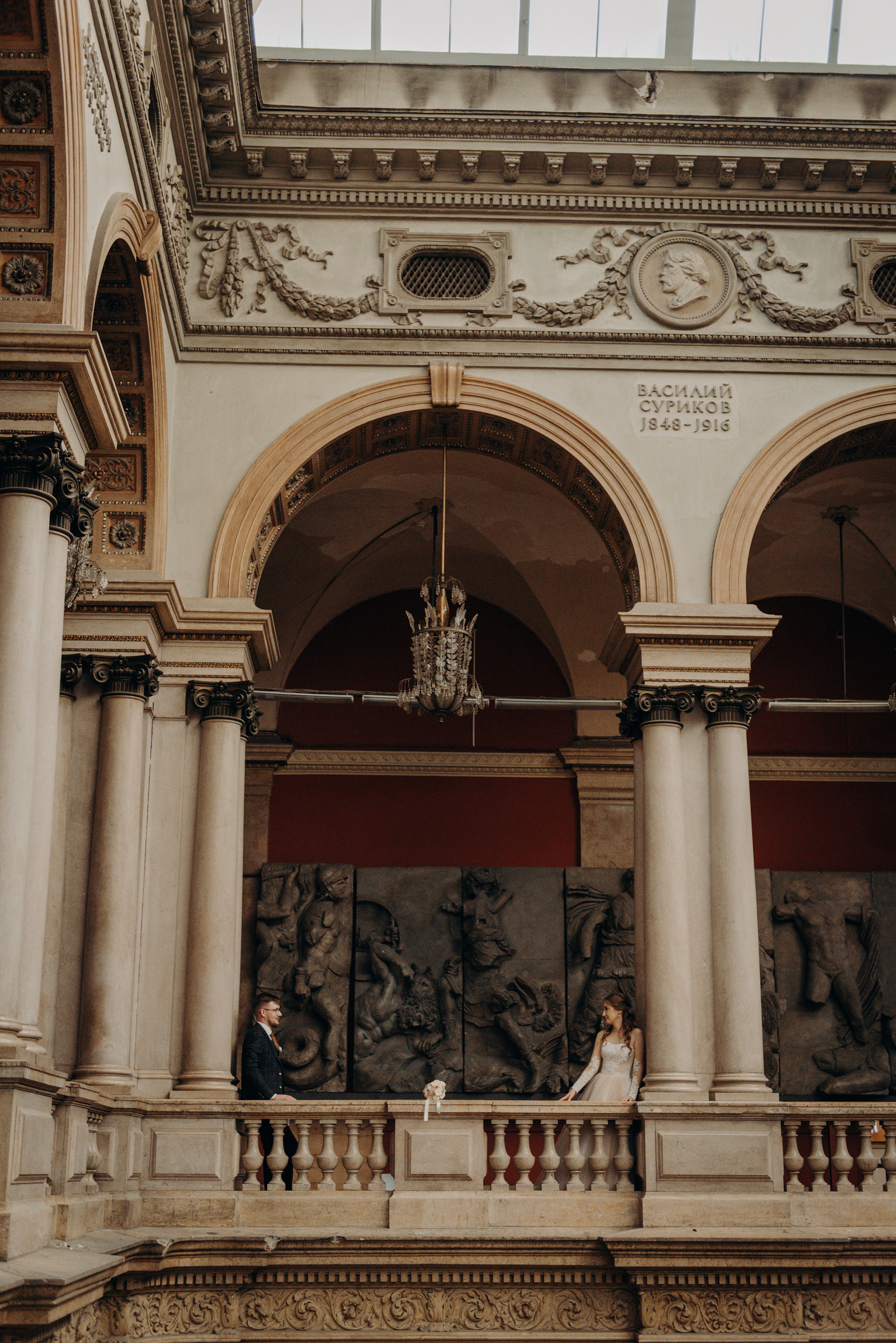 закрытые места для свадебной фотосессии в дождь, осенью или зимой