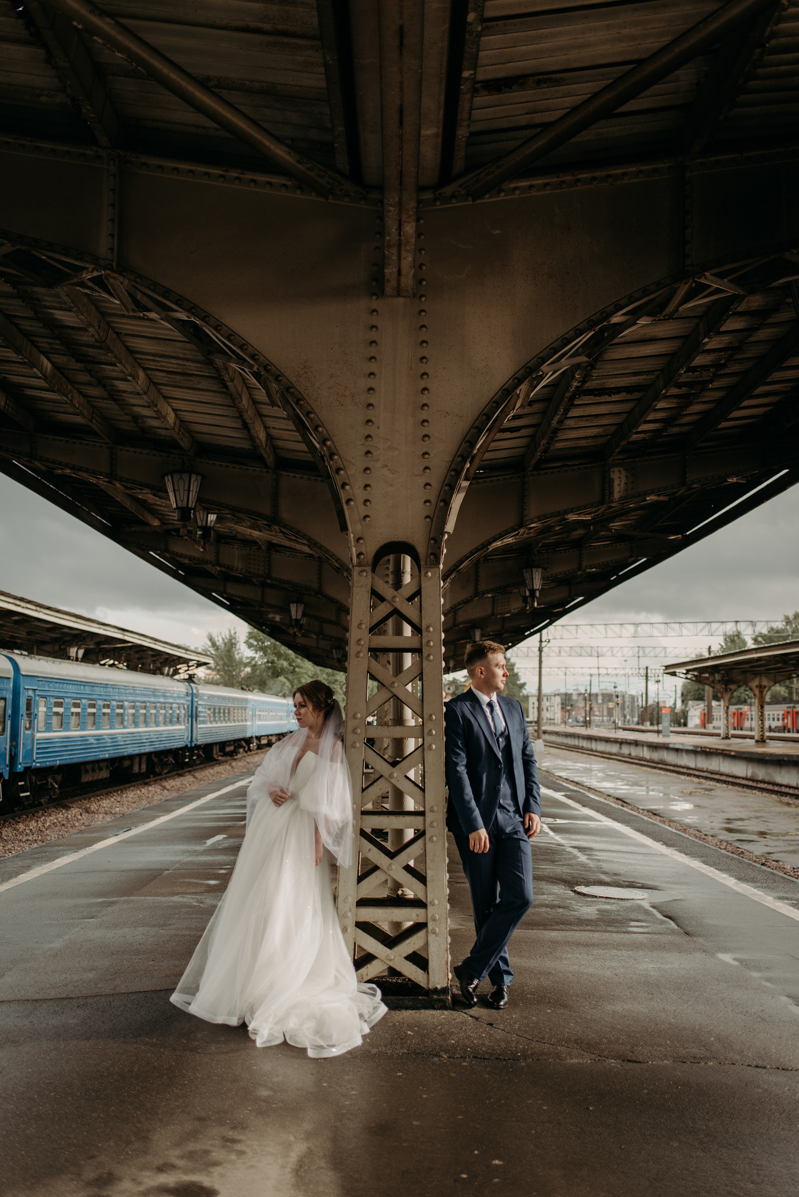закрытые места для свадебной фотосессии в дождь, осенью или зимой