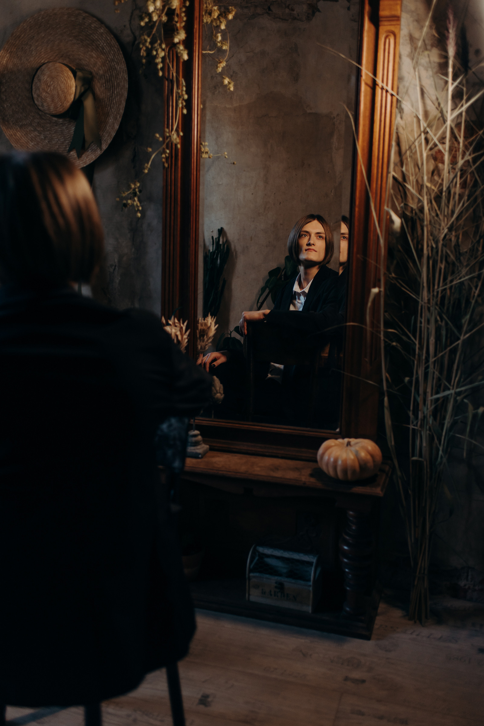 закрытые места для свадебной фотосессии в дождь, осенью или зимой