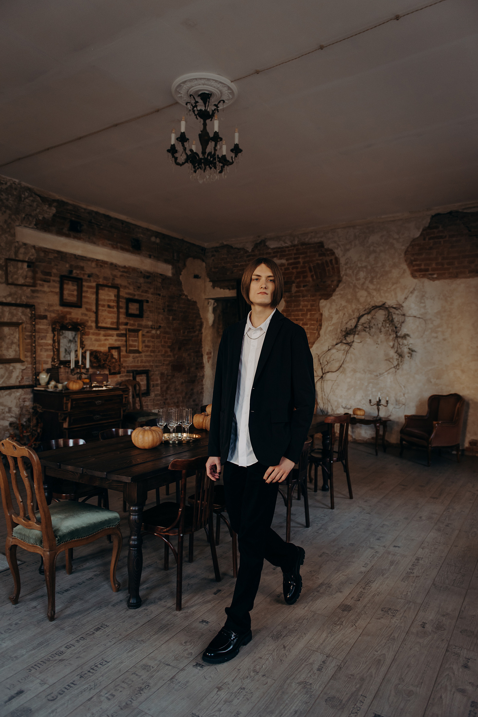 закрытые места для свадебной фотосессии в дождь, осенью или зимой