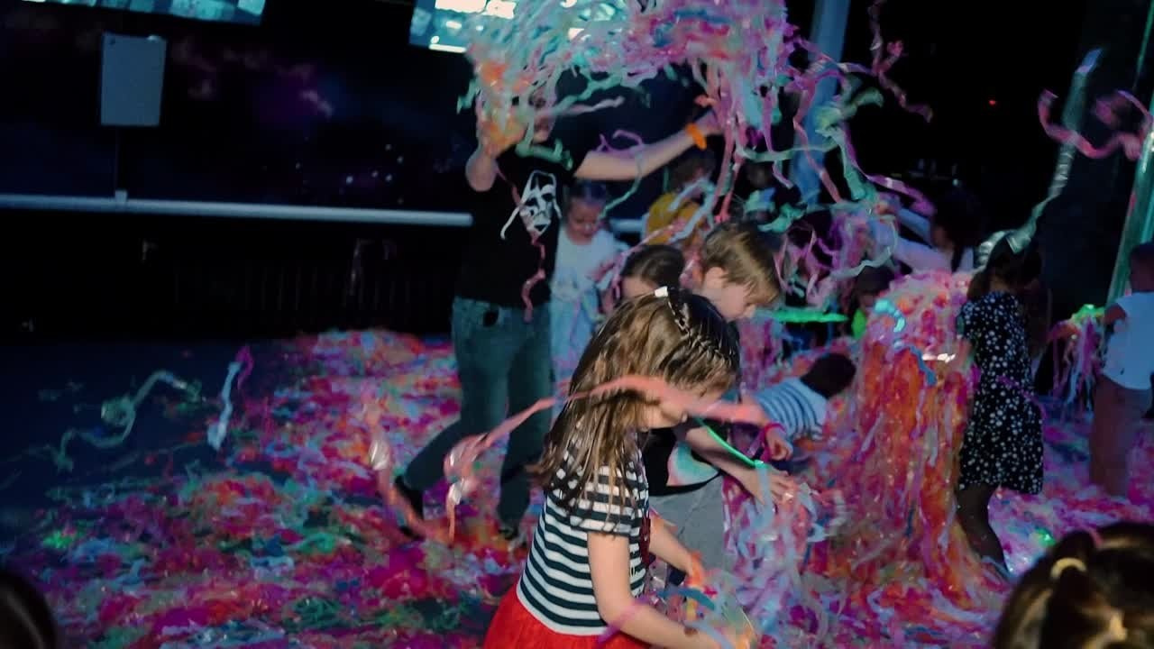 Видеосъёмка праздников. Видеограф Эля Гвоздь