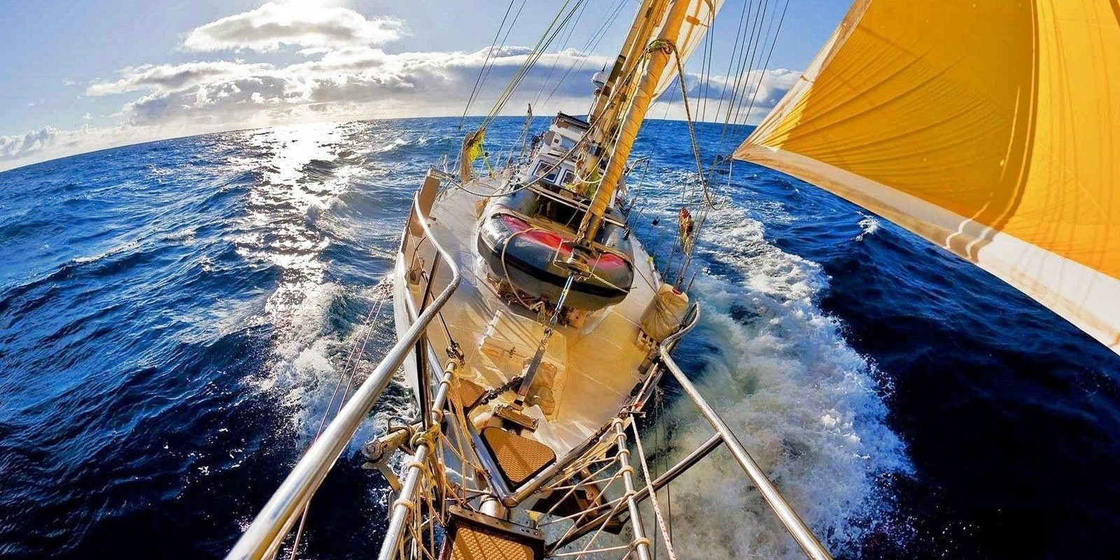 Аренда от эконом Катеров до премиум Яхт в Сочи. Сделаем ваш отдых незабываемым!