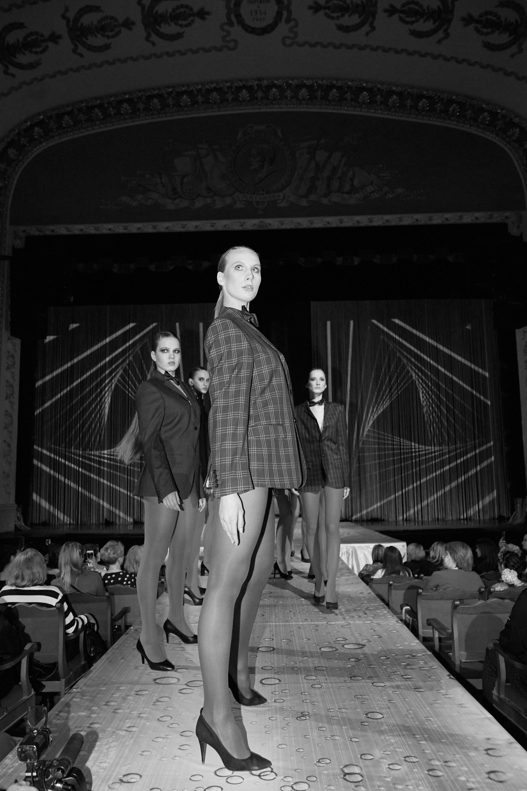 Платье города 2021