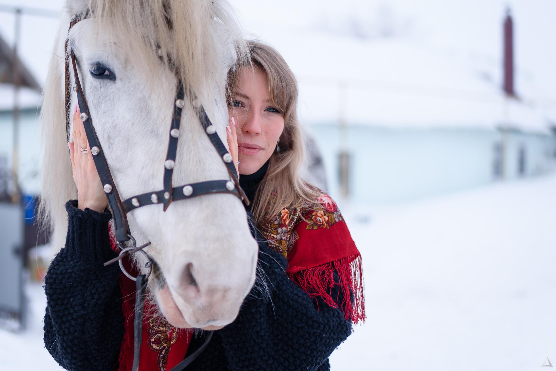 Ирина💥💯 и Гром🐴⚡️. Производство фото и видео