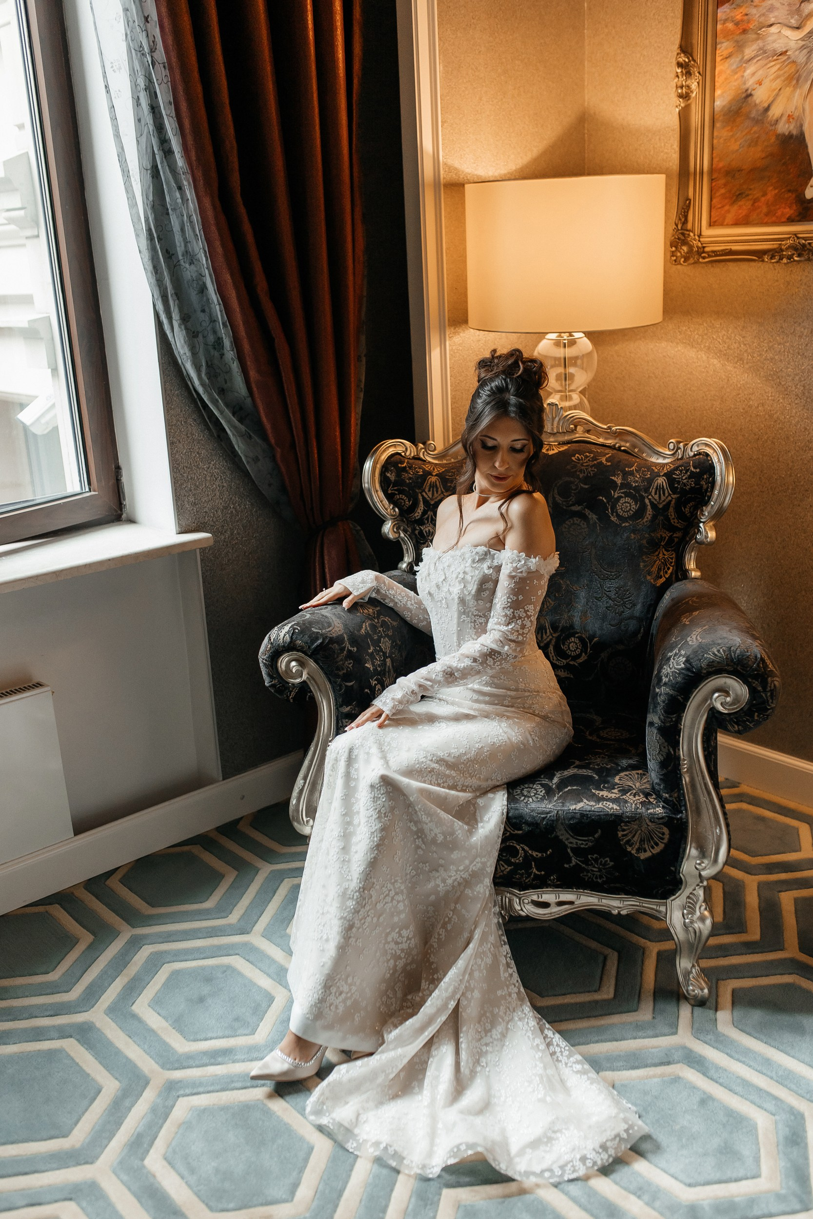 свадебная фотосессия в отеле St. Regis Nikolskaya Москва 