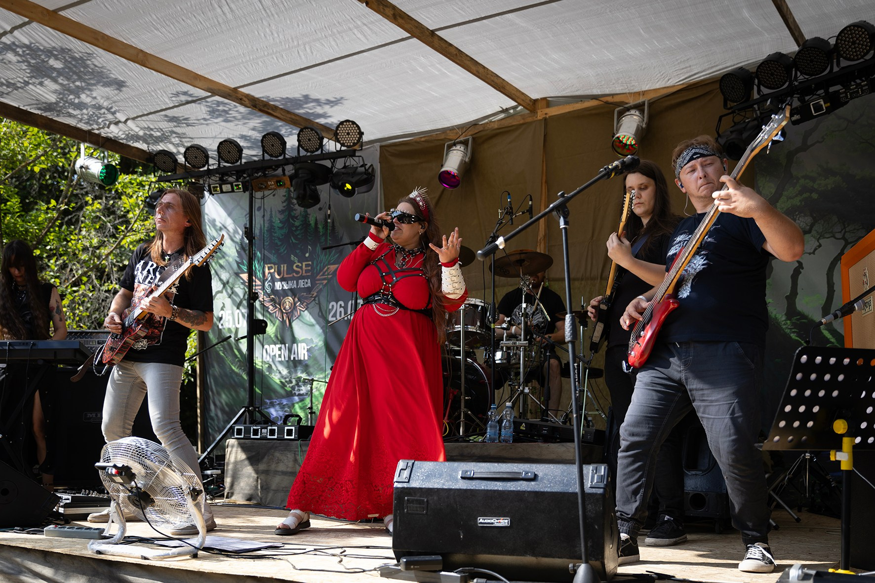 Музыкальный фестиваль «Pulse. Музыка леса». Елена Фиткулина. Концертный и репортажный фотограф на КМВ