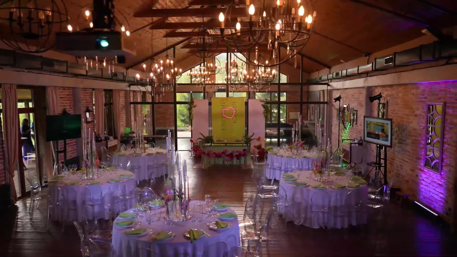 Свадебные клипы и рилс | Портфолио. Фото и видео съёмка в Москве и МО Александр Чапала и Трояк Алеся