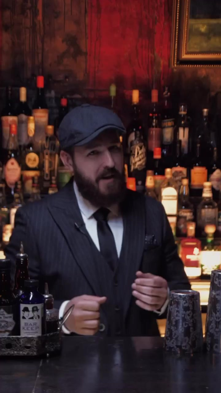 РИЛС ИНТЕРВЬЮ — ВИДЕОСЪЕМКА ГОВОРЯЩЕЙ ГОЛОВЫ В ЕКАТЕРИНБУРГЕ. Видеосъёмка в Екатеринбурге — профессиональные услуги видеографа