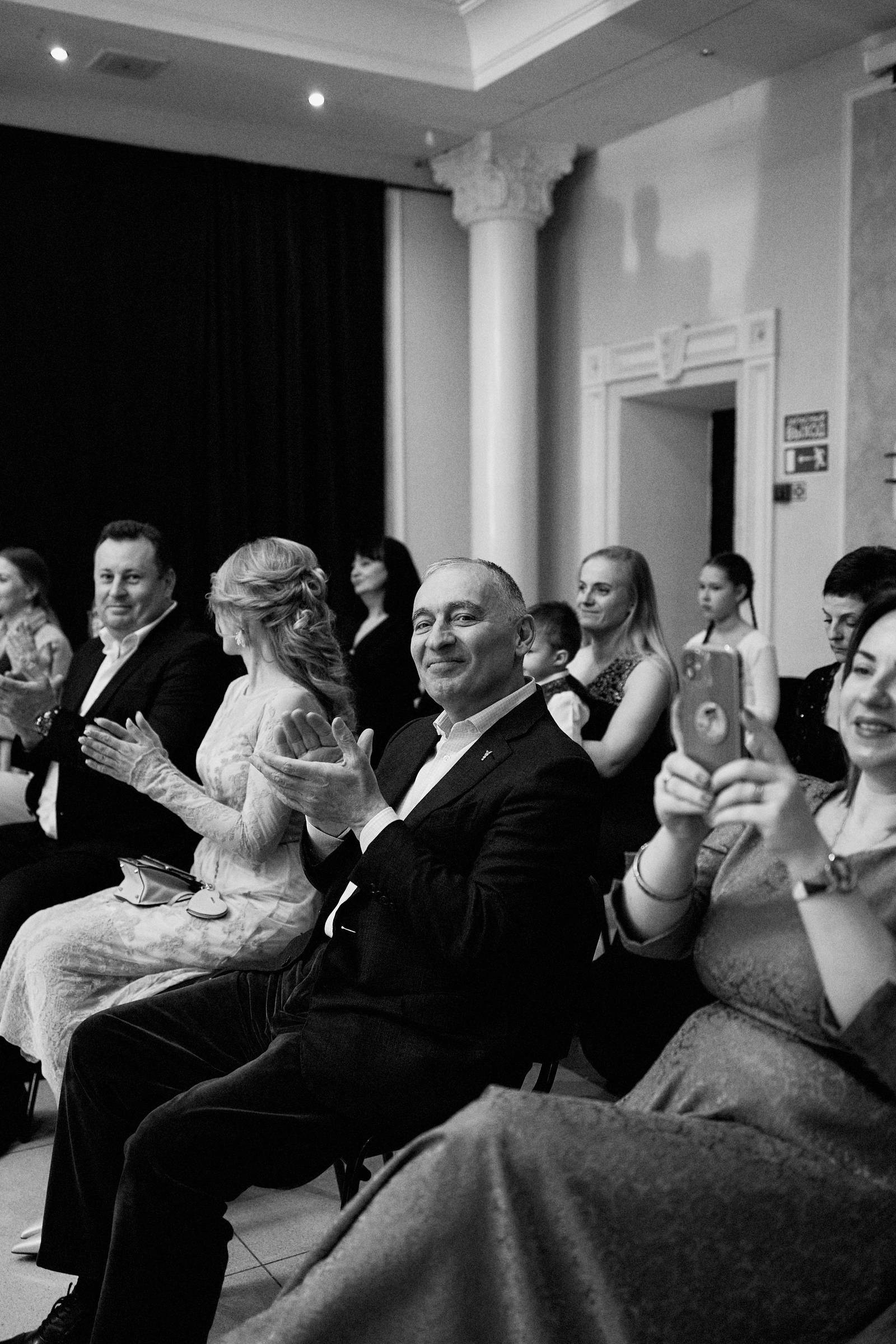 Бал. Денис Паунин — Фотографии