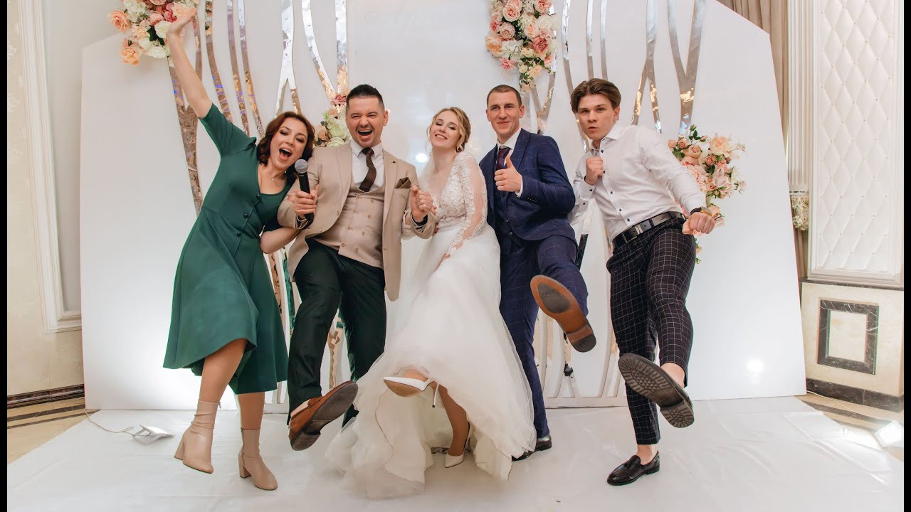 Ведущий Бурмистров Дом у моря. Подрядчики и друзья сети свадебных площадок House for wedding