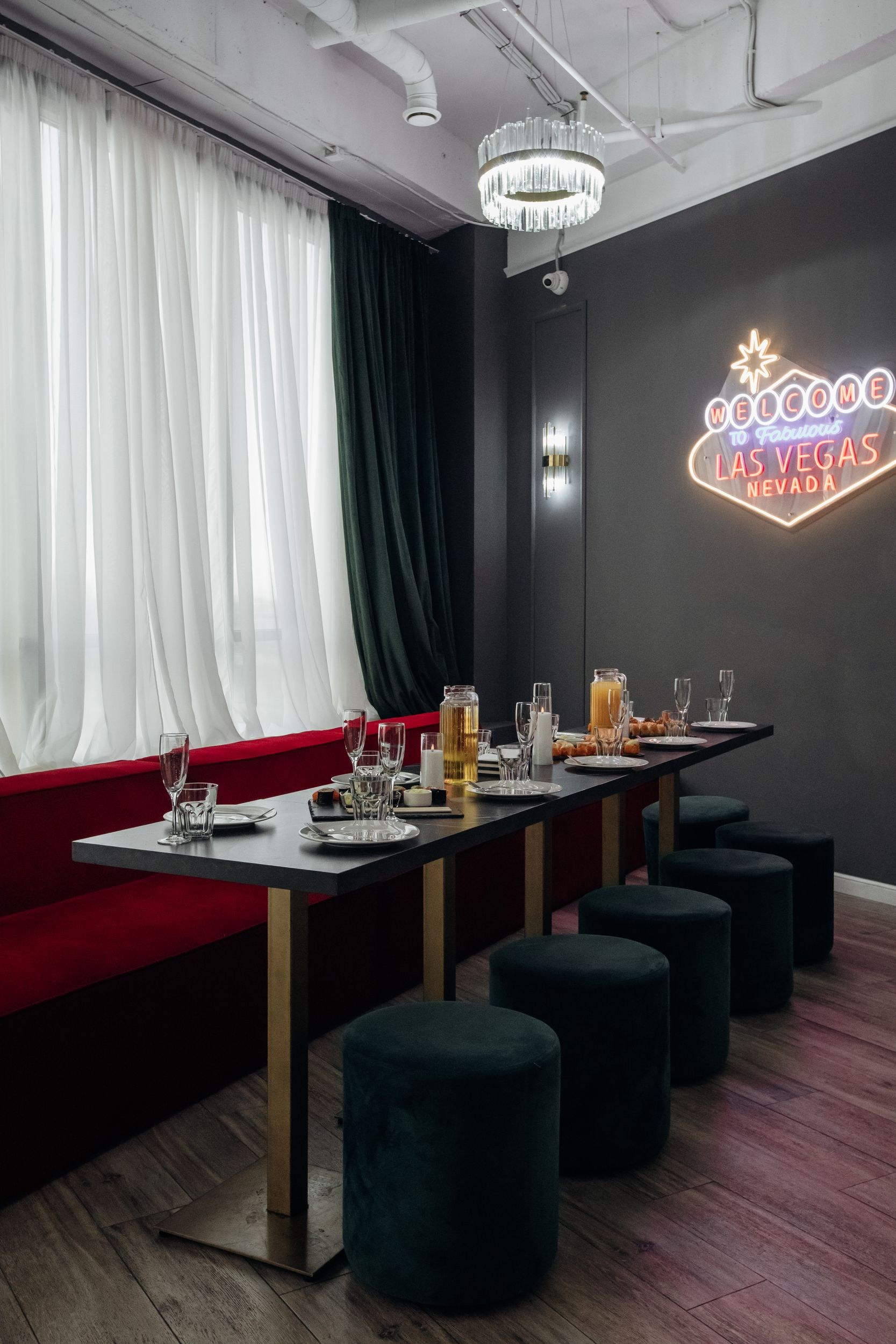 Площадь Карла Фаберже 8Е. Аренда лофта в СПб для мероприятий