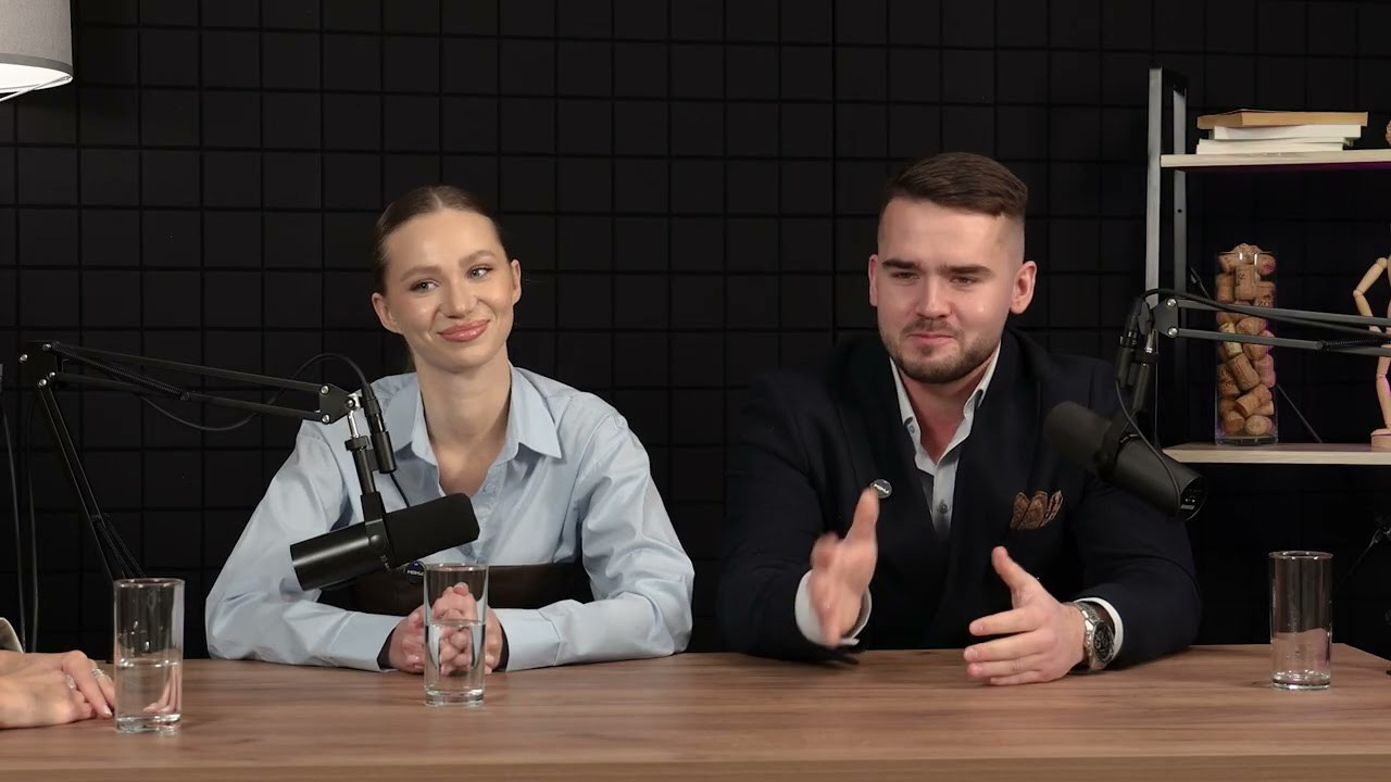 Видеостудия для подкастов и REELS. Видеосъемка и фотосъемка свадеб. Фотограф и оператор на свадьбу. Видеосъемка подкастов, собственная видео-фотостудии. Предметная фотосъемка