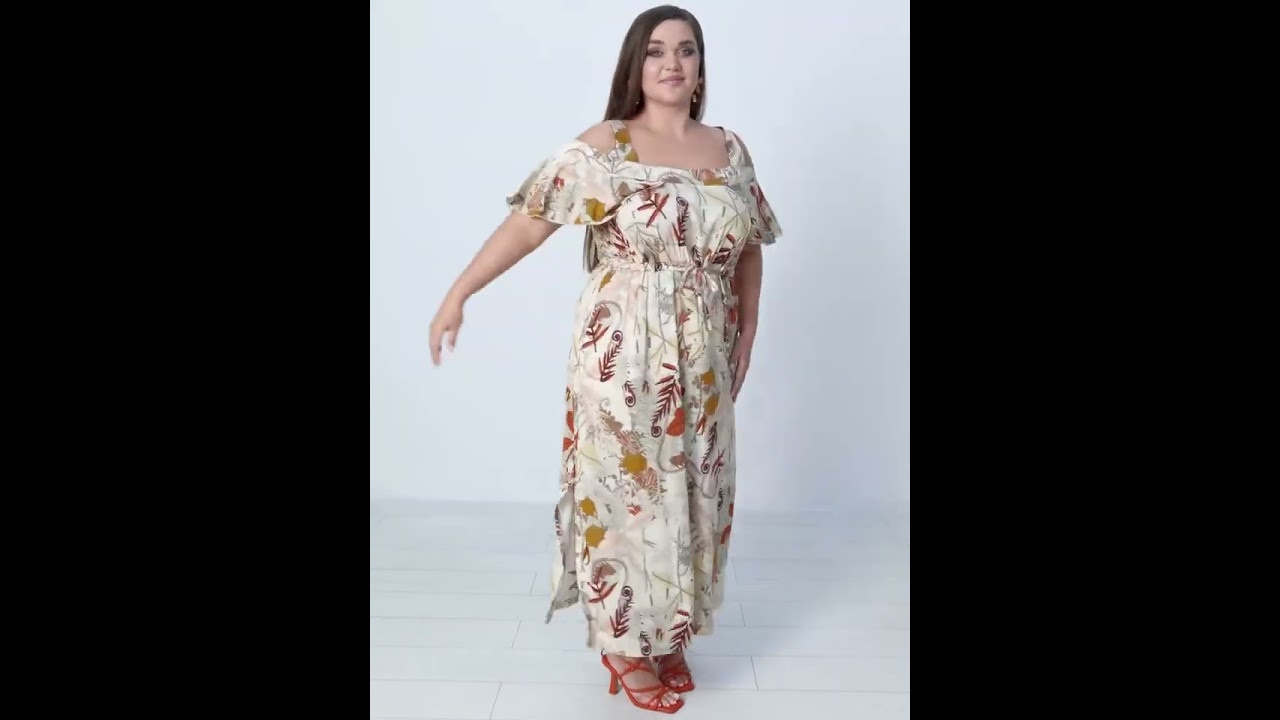 Видео проходка модели, сделанная на телефон. Сборные фотосъёмки в Москве. фотосессии одежды.фотограф