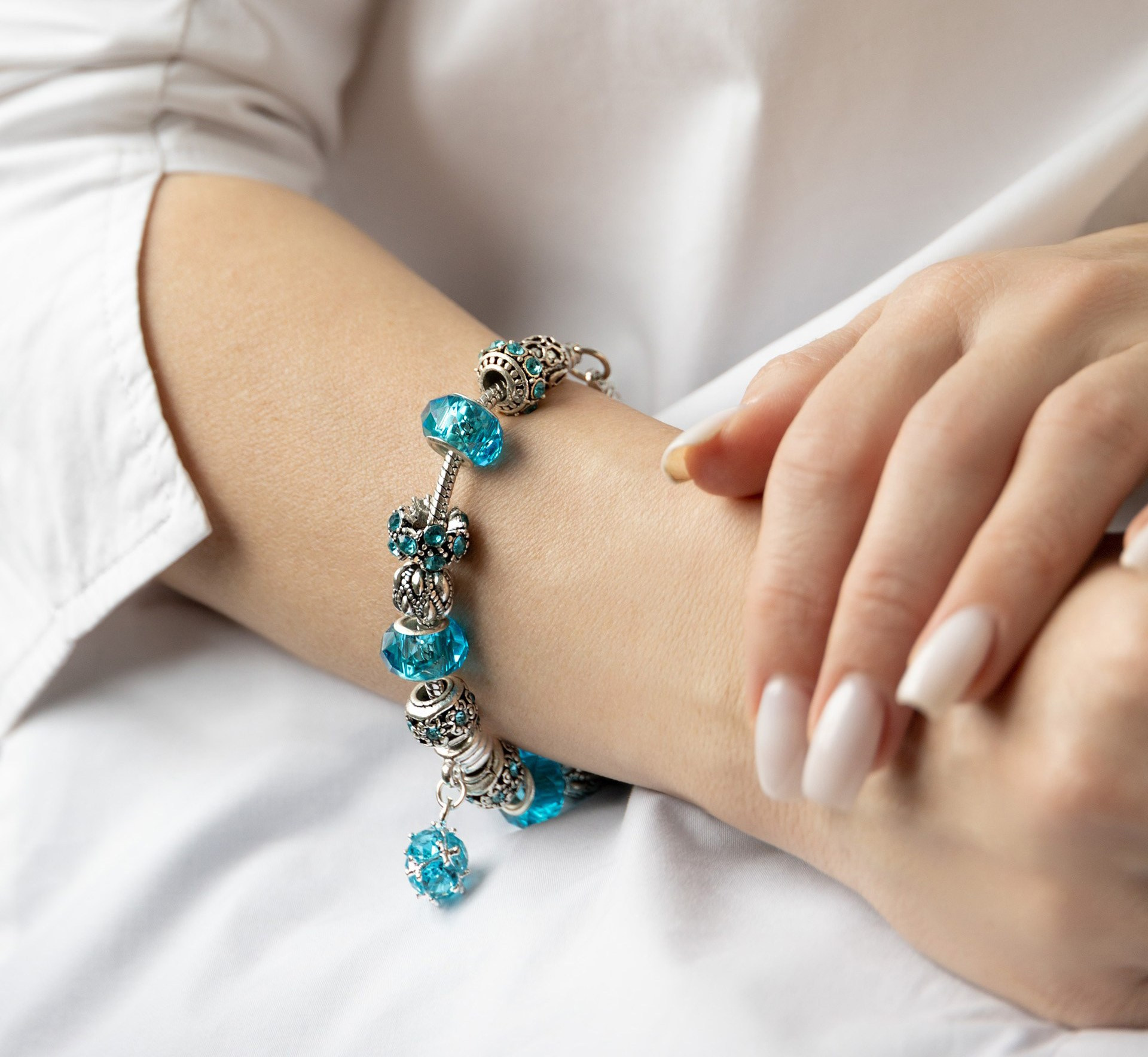 Украшения | Портфолио рекламного фотографа. Съемка фото и видео для маркетплейсов Вайлдберриз, Озон в Новосибирске