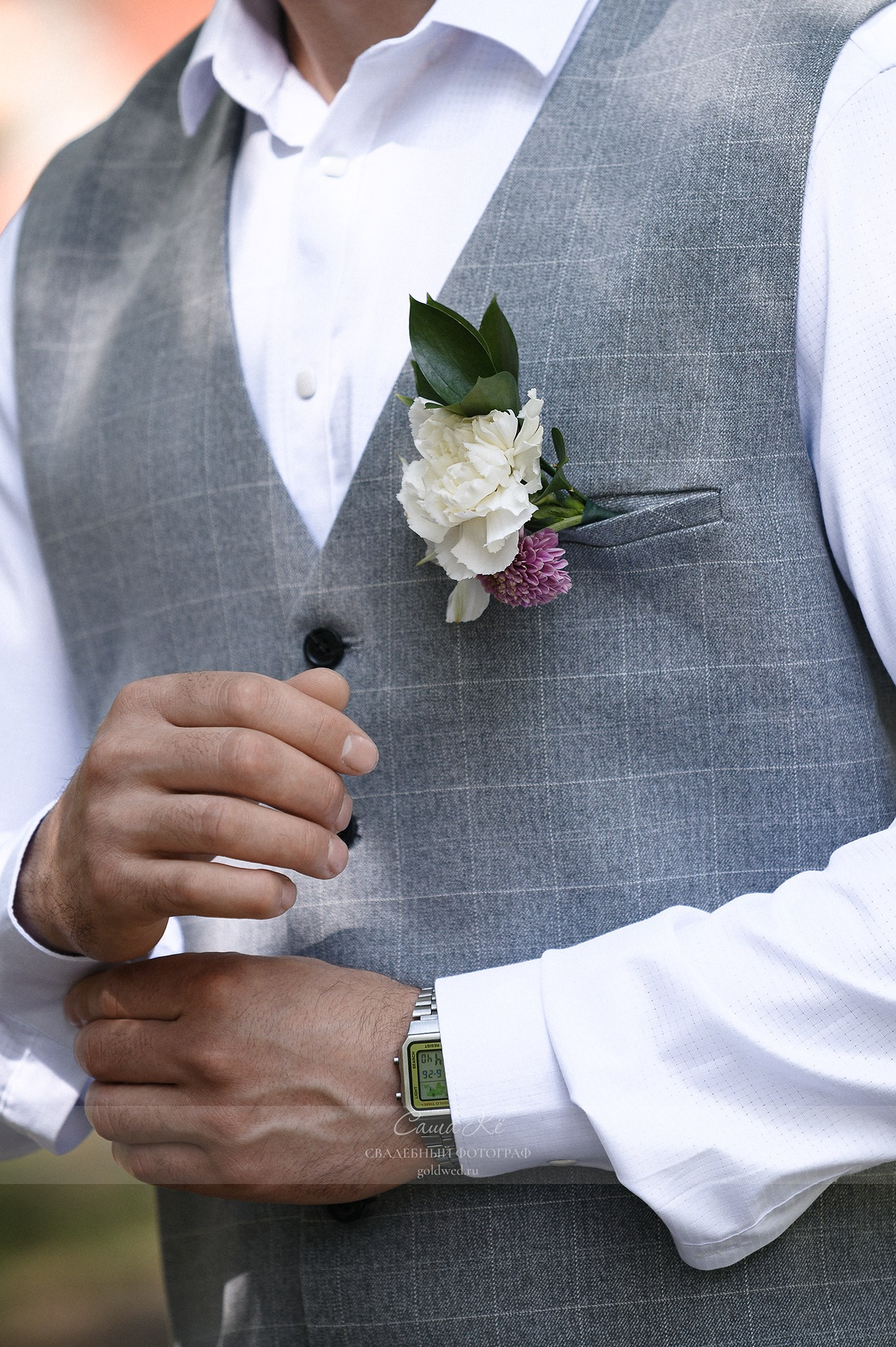 Свадебная фотосессия в Нарымском сквере Новосибирска. Свадебный и семейный, event фотограф, фоторепортаж в Новосибирске — Саша Кё