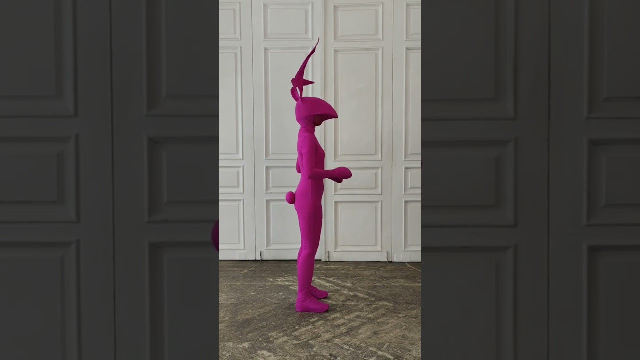 Персонажи Зайчики. Мимы и Ходулисты на встречу гостей. Москва