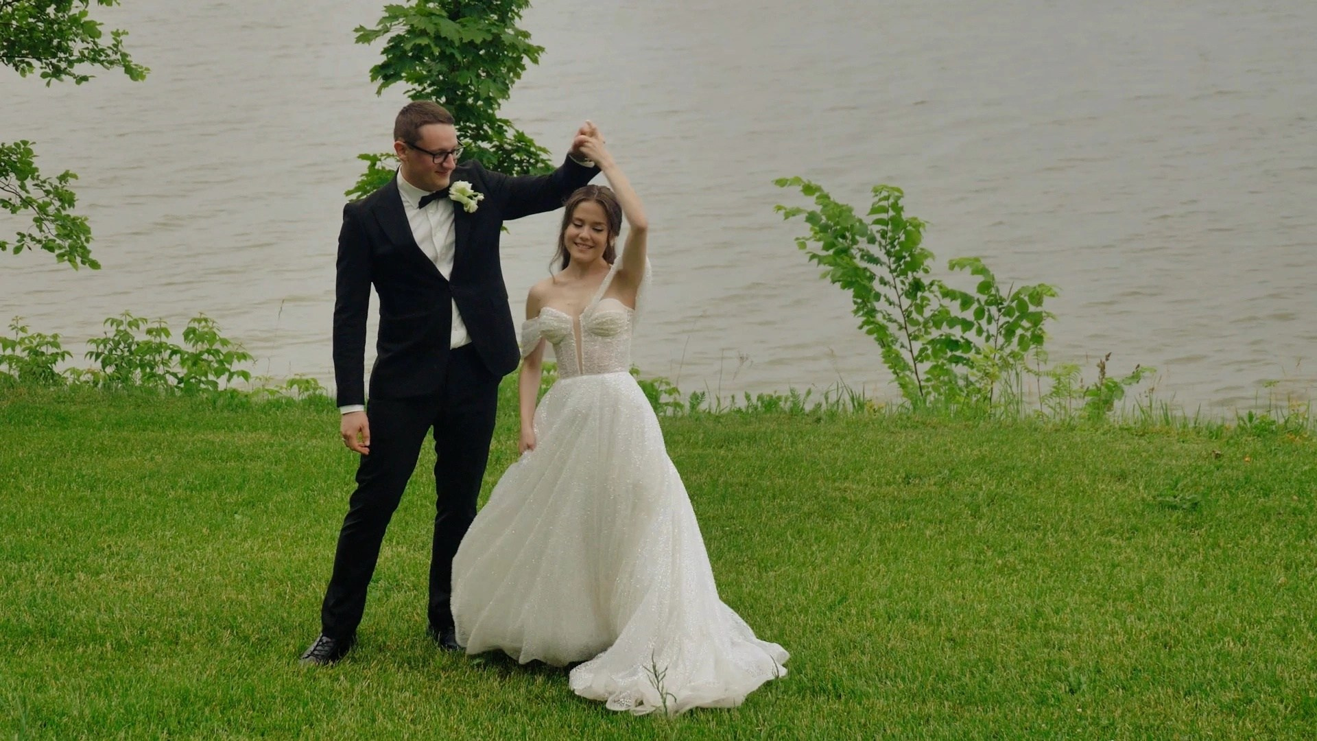 Свадебная видеосъемка в Москве и Московской области. Свадебный Видеограф Виктор Васяков в Москве и Московской области