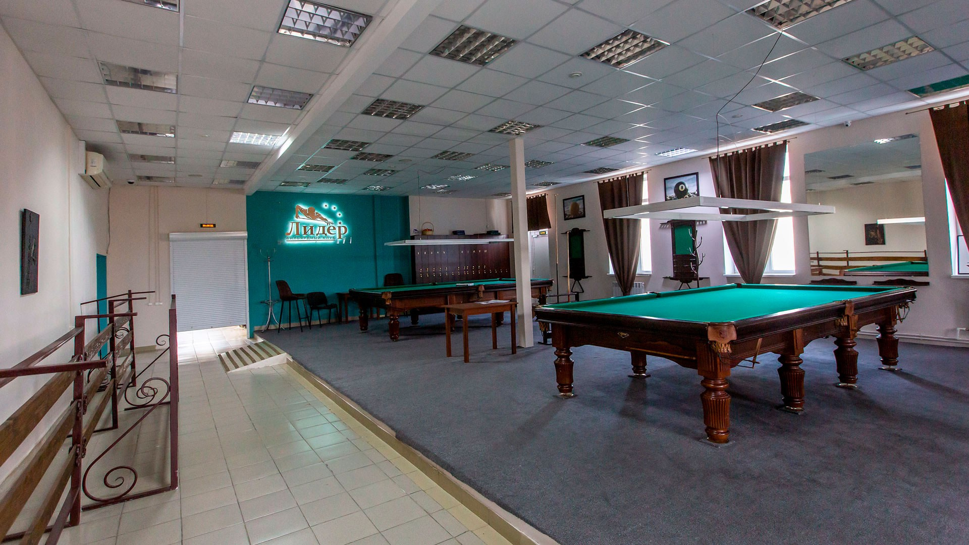 Лента. Коммерческая недвижимость в Санкт-Петербурге