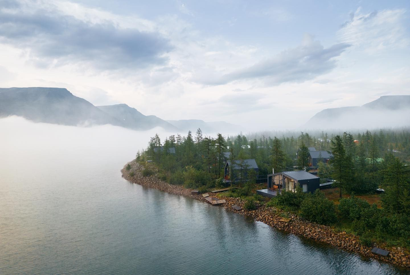 Тур на плато Путорана 2026 —  проживание в панорамных домиках