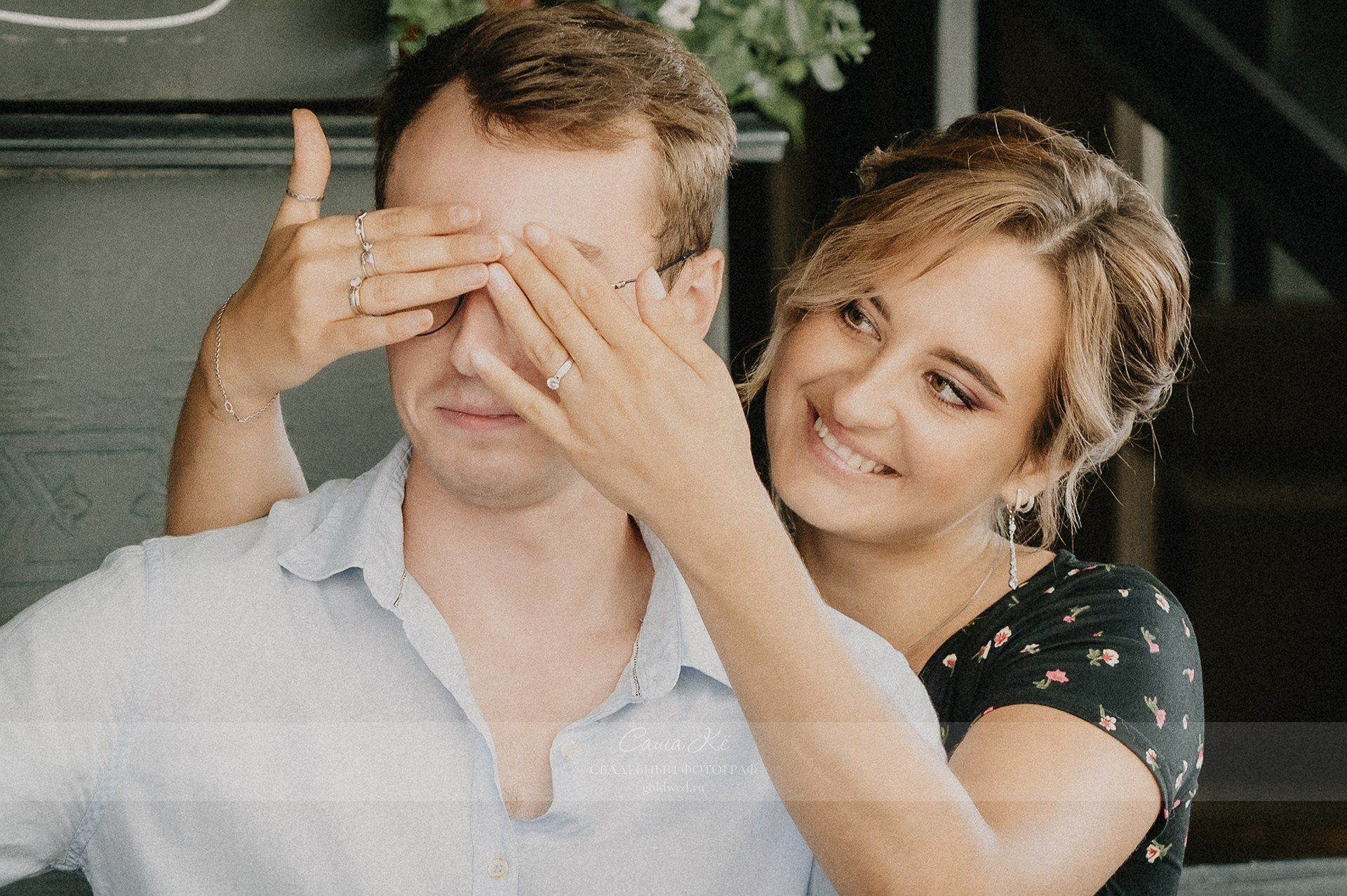 Профессиональная предсвадебная фотосессия в Новосибирске — любовь, нежность и романтика от Саши Кё. Свадебный, семейный и event фотограф в Новосибирске и Новосибирской области Саша Кё
