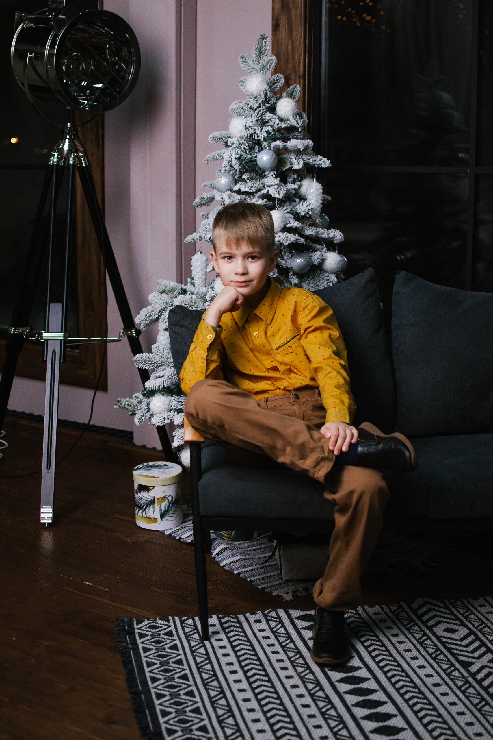 Семейная новогодняя история для Инны. Семейный фотограф в городе Мегион и Нижневартовск Дзюба Татьяна