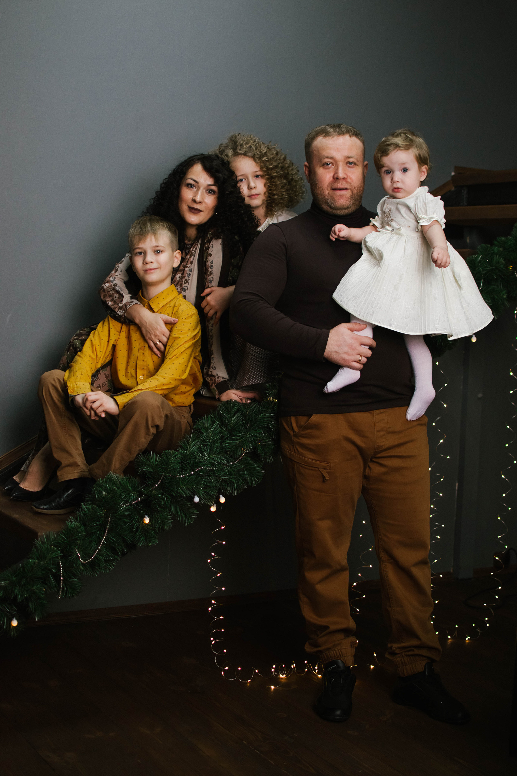 Семейная новогодняя история для Инны. Семейный фотограф в городе Мегион и Нижневартовск Дзюба Татьяна