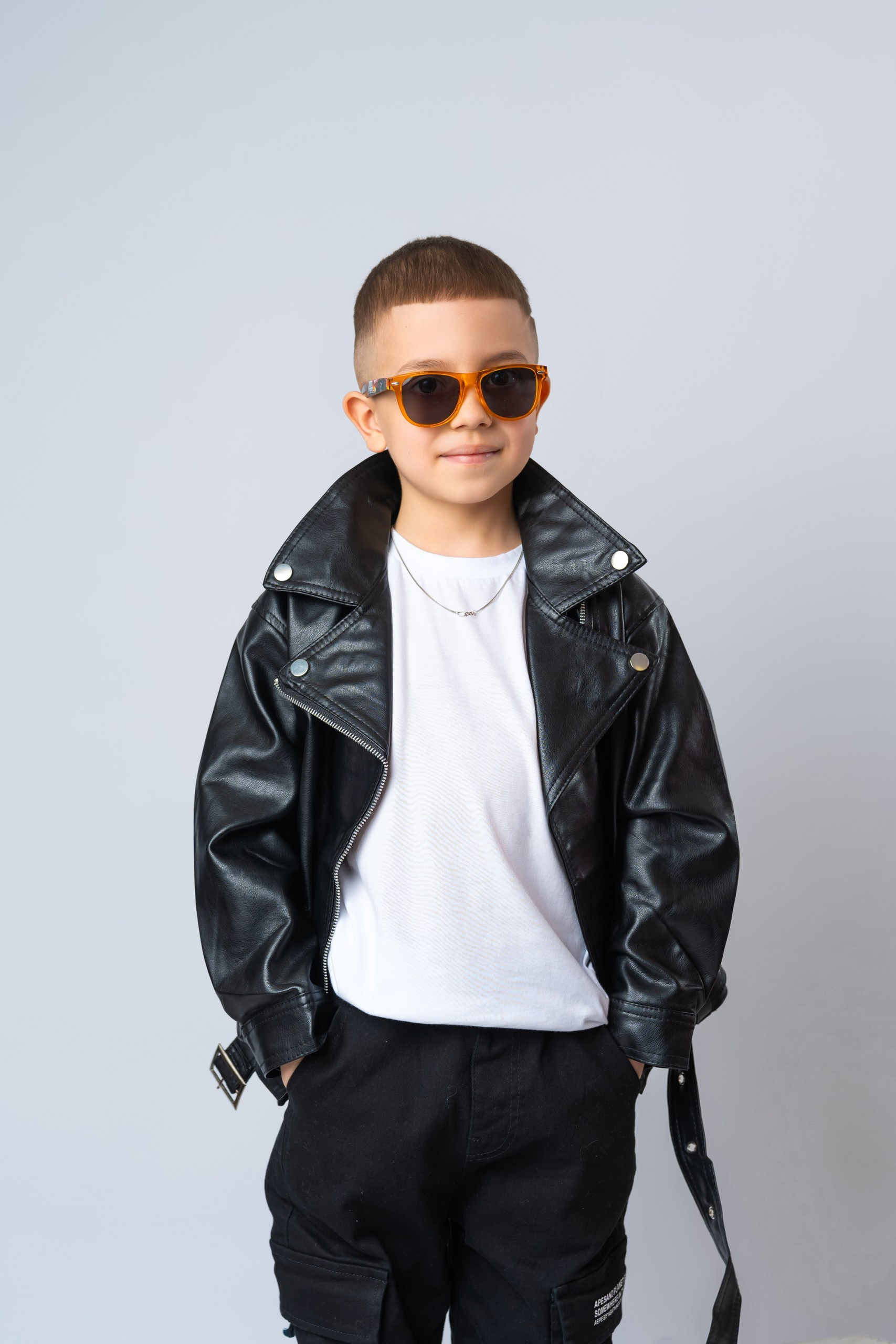 Выпускные альбомы. Akhmadeevmedia.ru