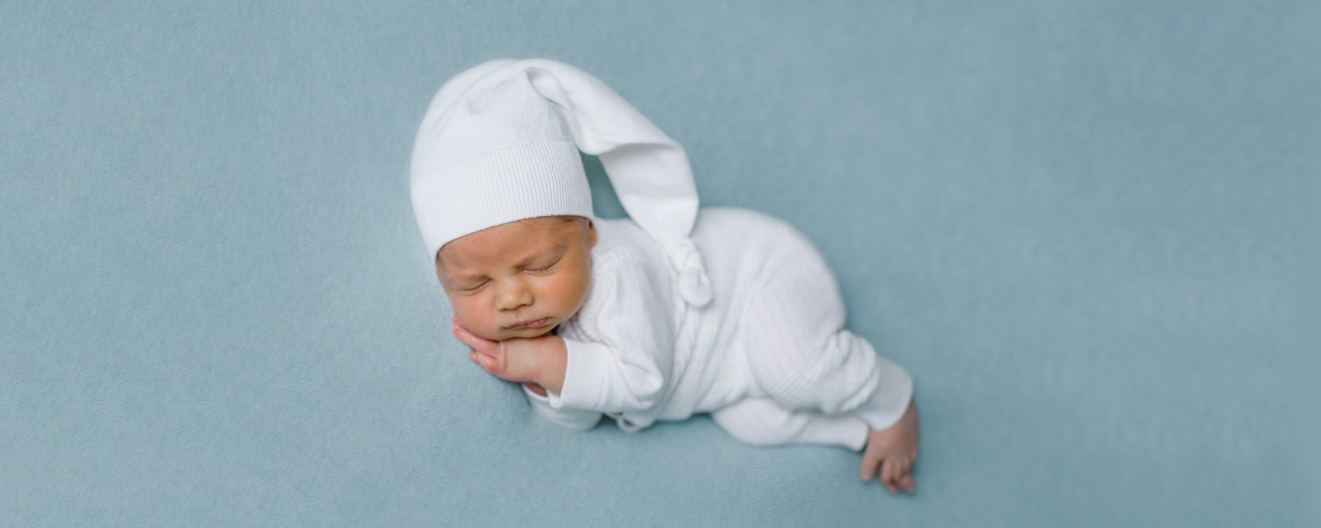 Фотограф новорожденных в Санкт-Петербурге Юлия Резепина