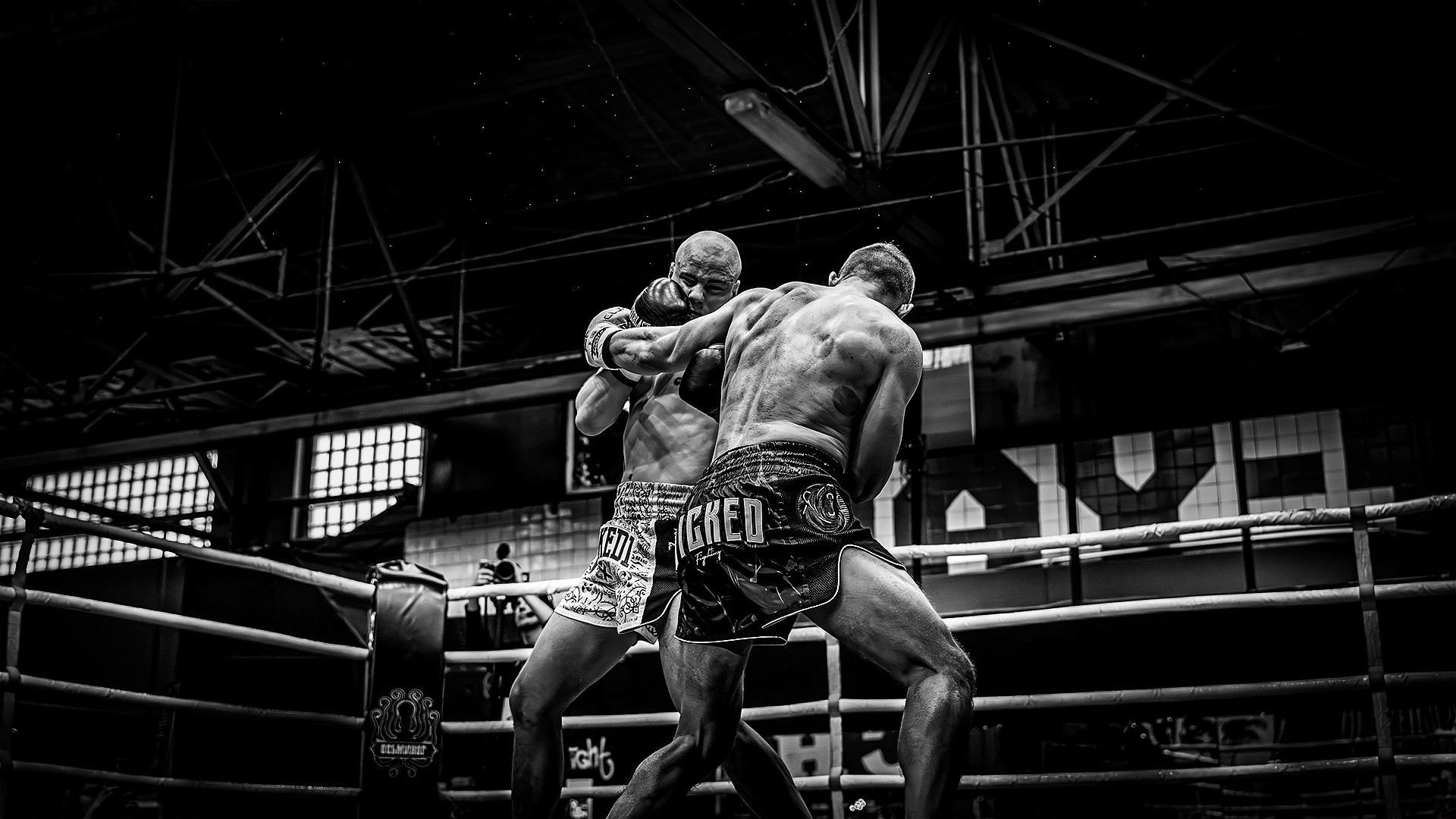 BFC — 75. Профессиональный фотограф в Минске Александр Быдрицкий