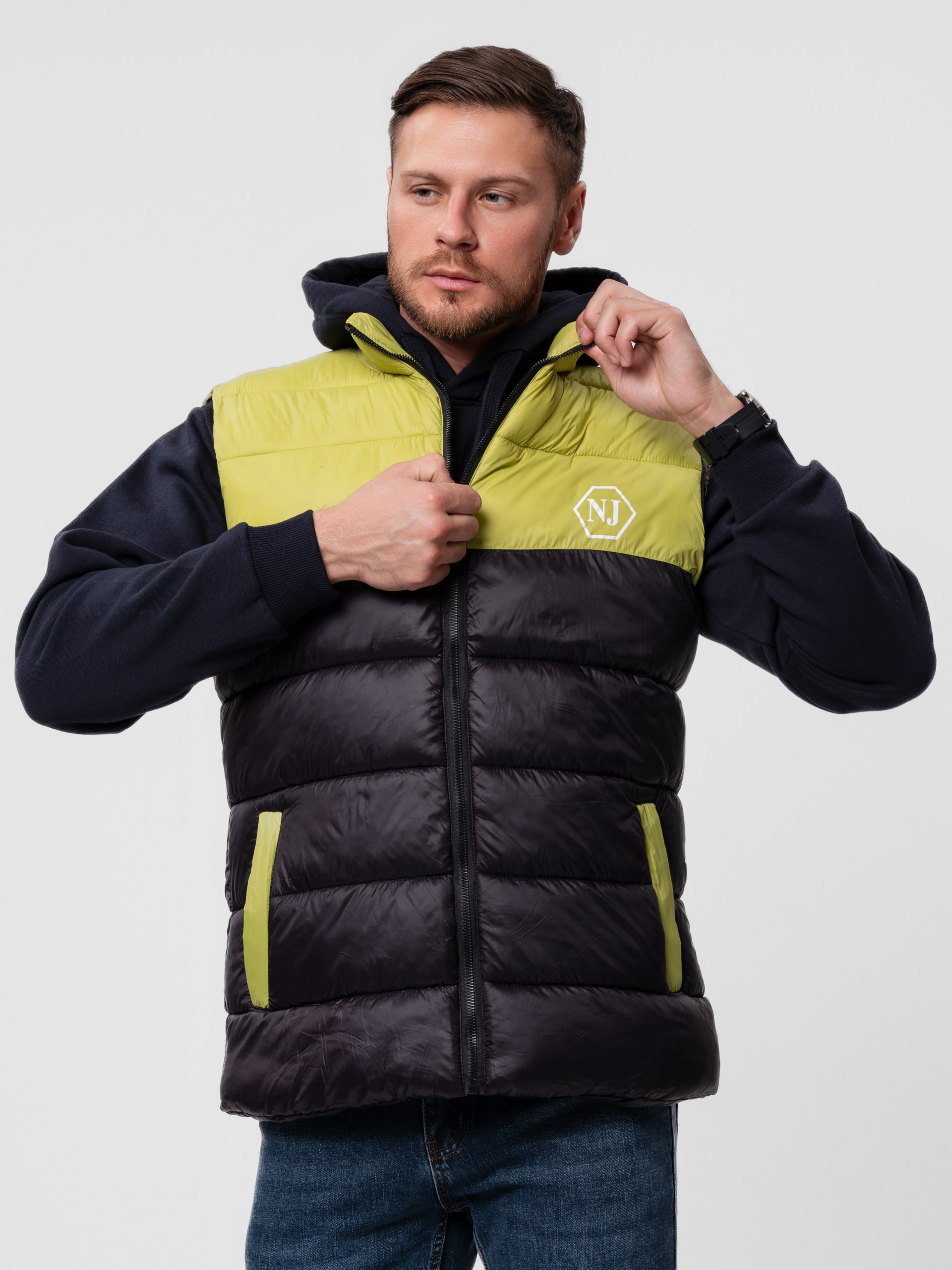 Сборная съёмка для маркетплейсов от CREATIVO PROD. Фото для маркетплейсов — CREATIVO.PROD Москва