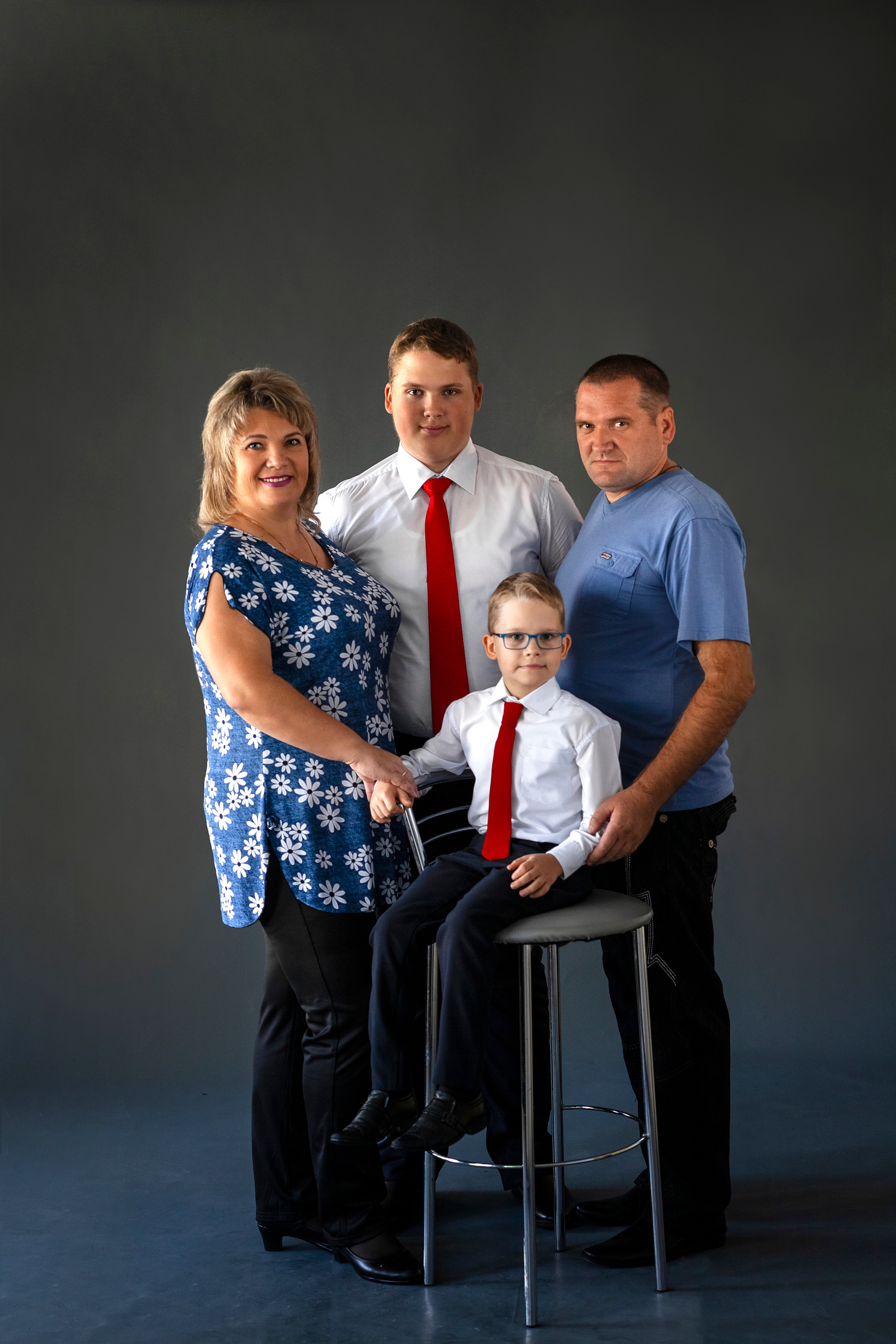 Фотографии. Школа и детский сад. Семейный и детский фотограф в Туапсинском районе Кузьмичёва Светлана